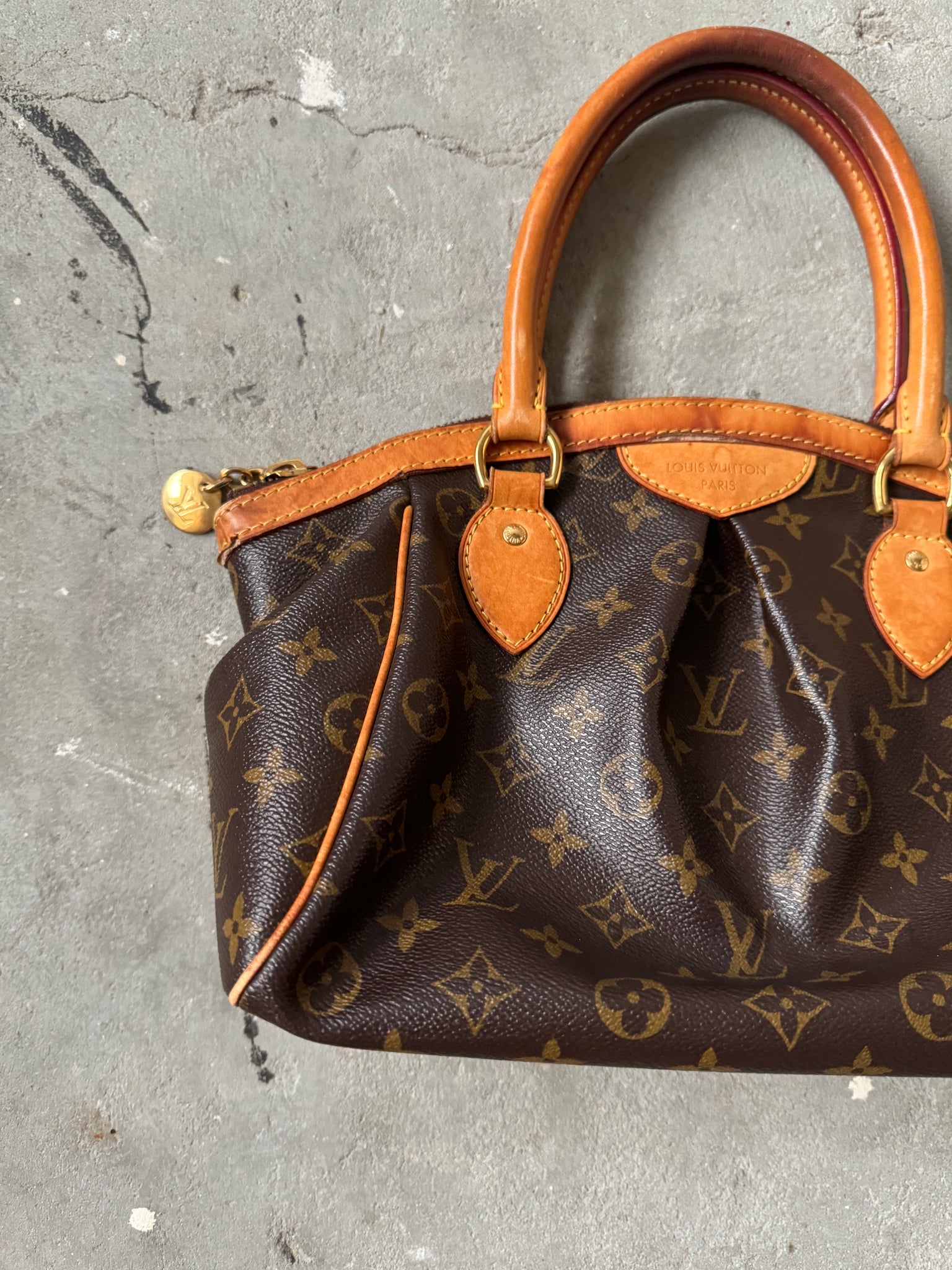 Louis Vuitton PM Tivoli Monogram Bag