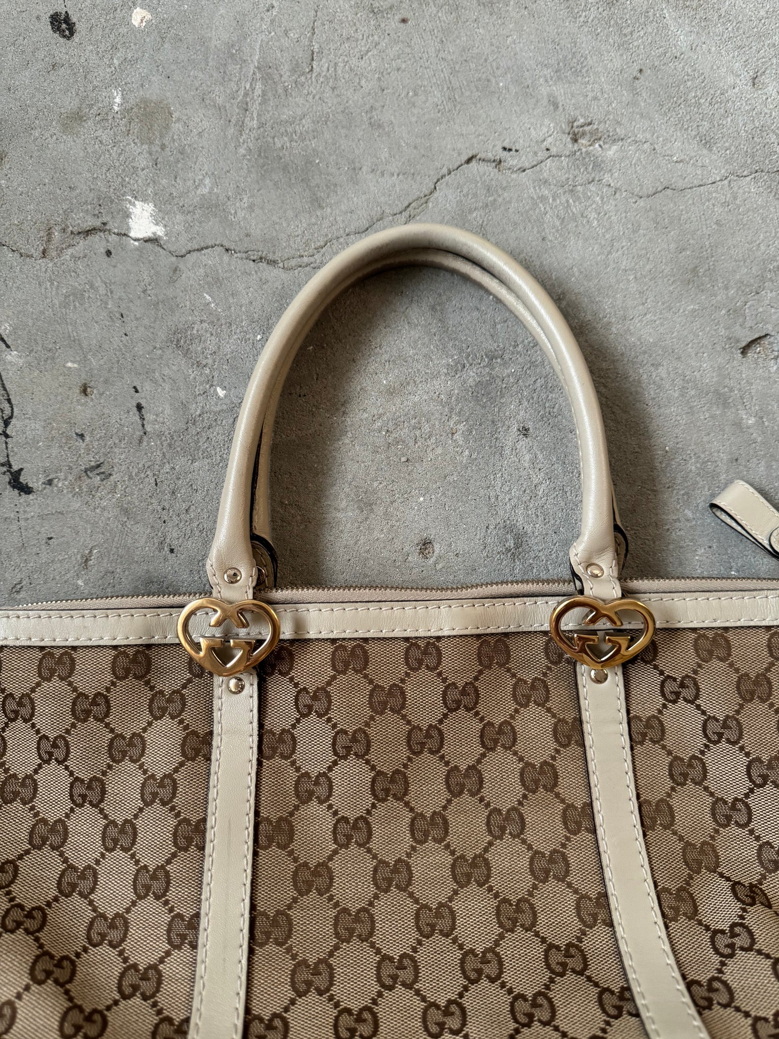 Gucci GG Monogram Lovely Heart Hand Bag Beige/White