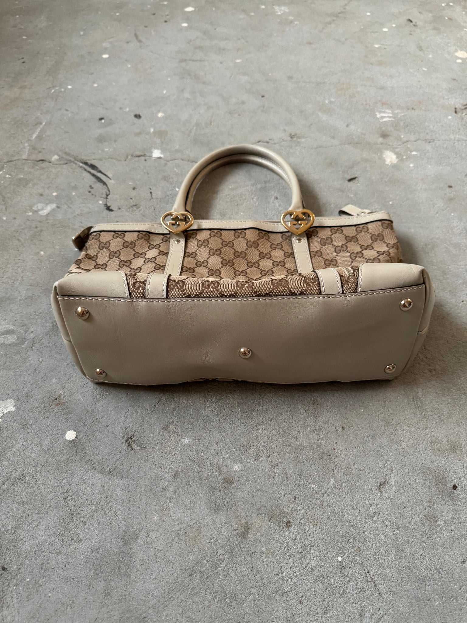 Gucci GG Monogram Lovely Heart Hand Bag Beige/White