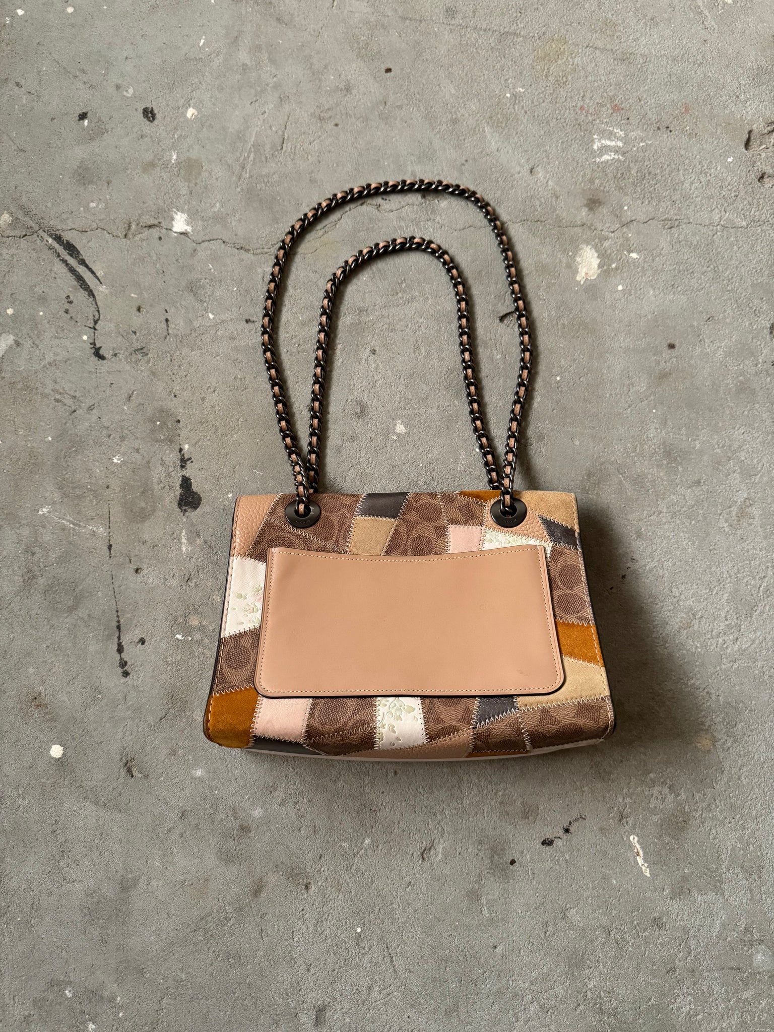 Coach Signature Parker Multi Patch Chain ShoulderBag
