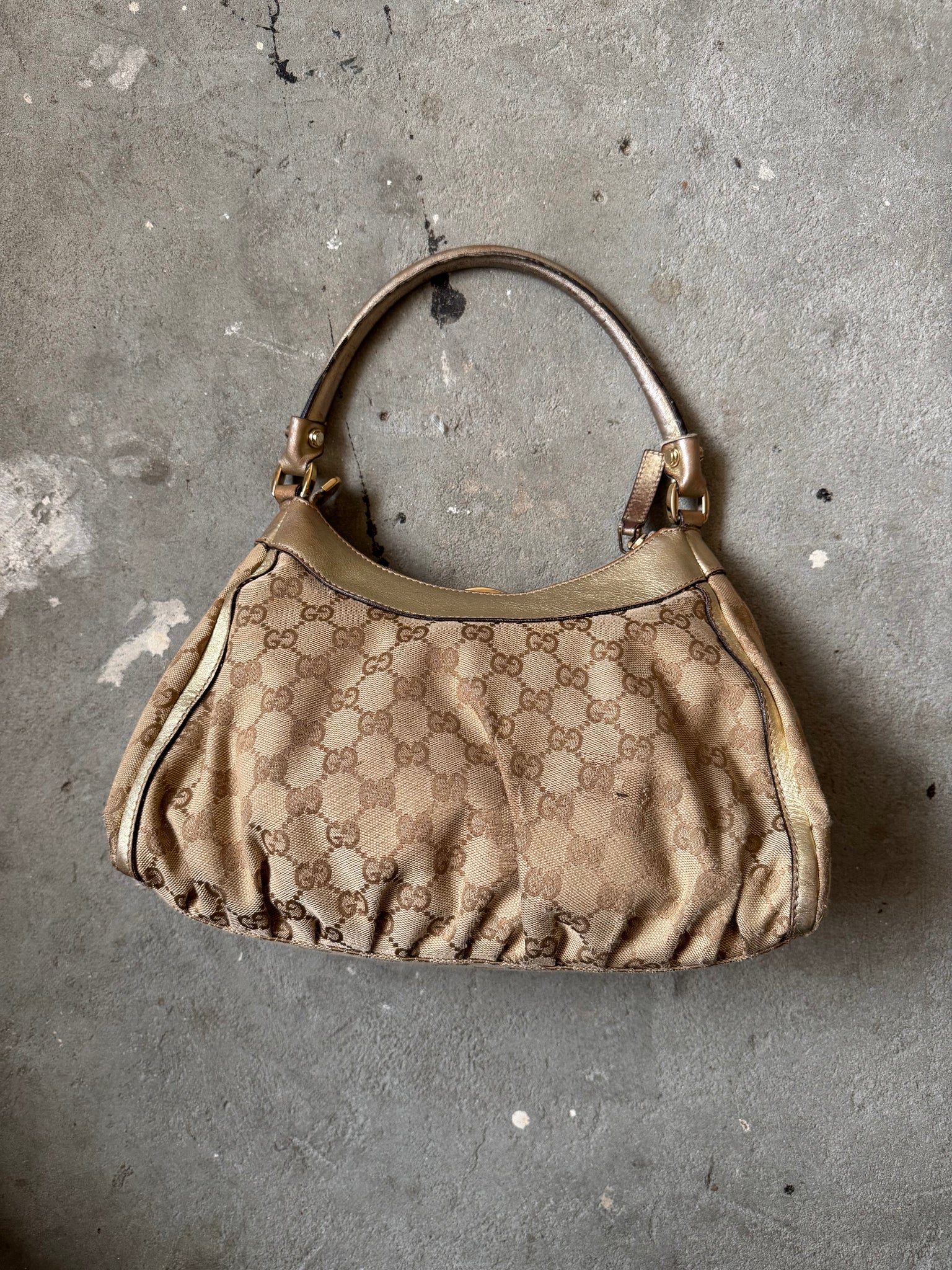 Gucci GG Monogram Abbey Shoulder Bag Beige/Gold