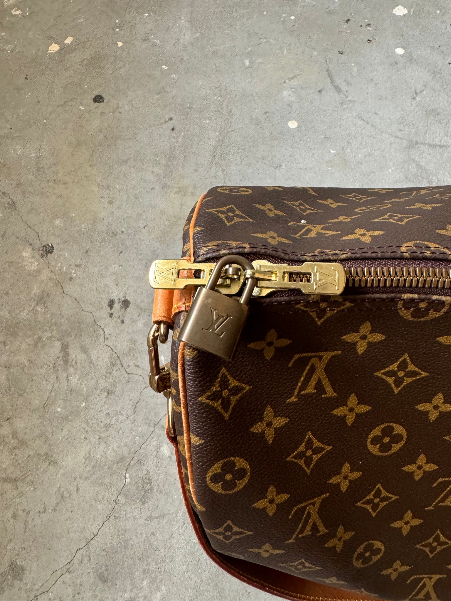Louis Vuitton Monogram Keepall 50 Duffle Bag