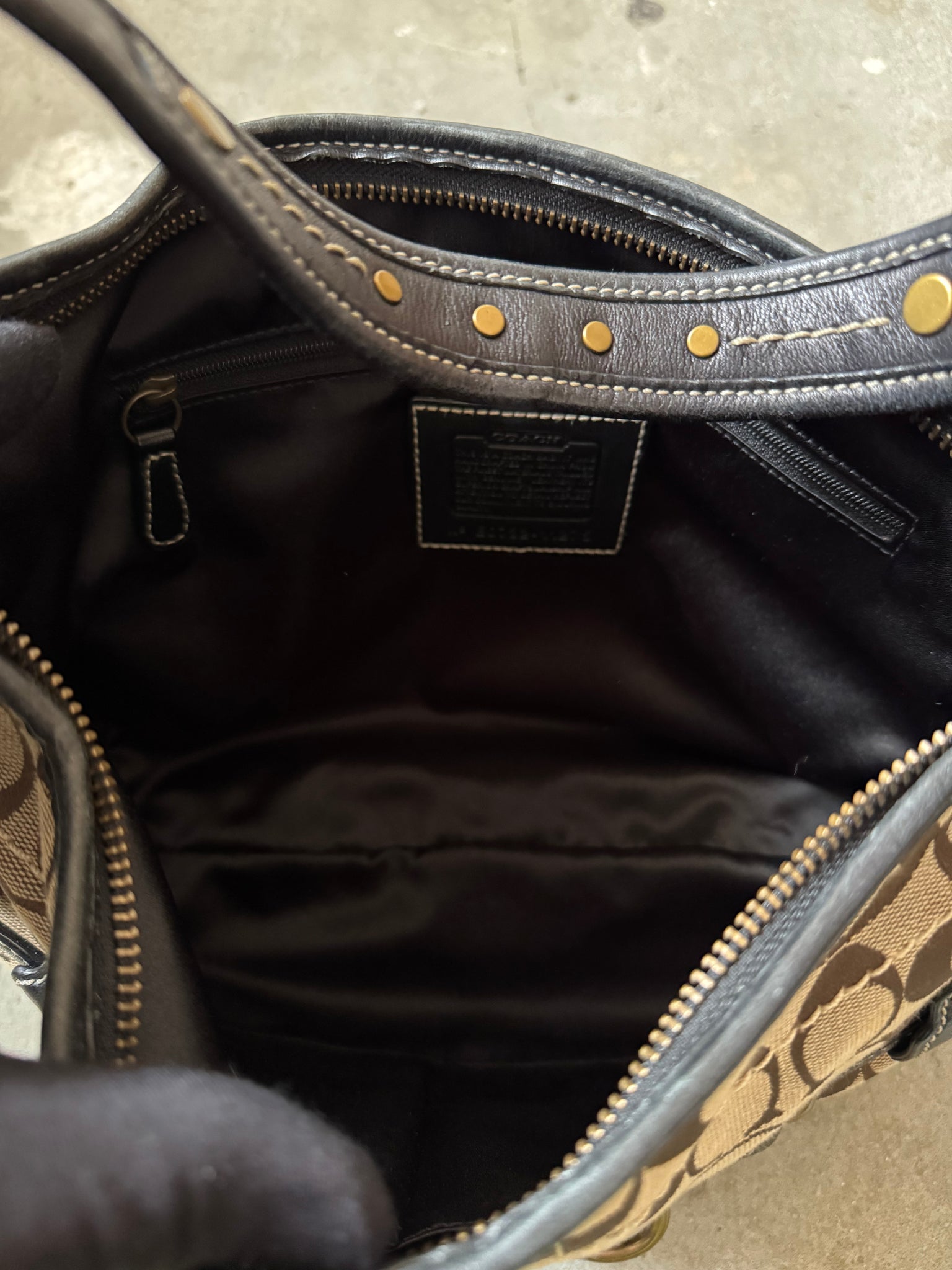 Coach Signature HorseBit Ergo Shoulder Bag Beige/Black