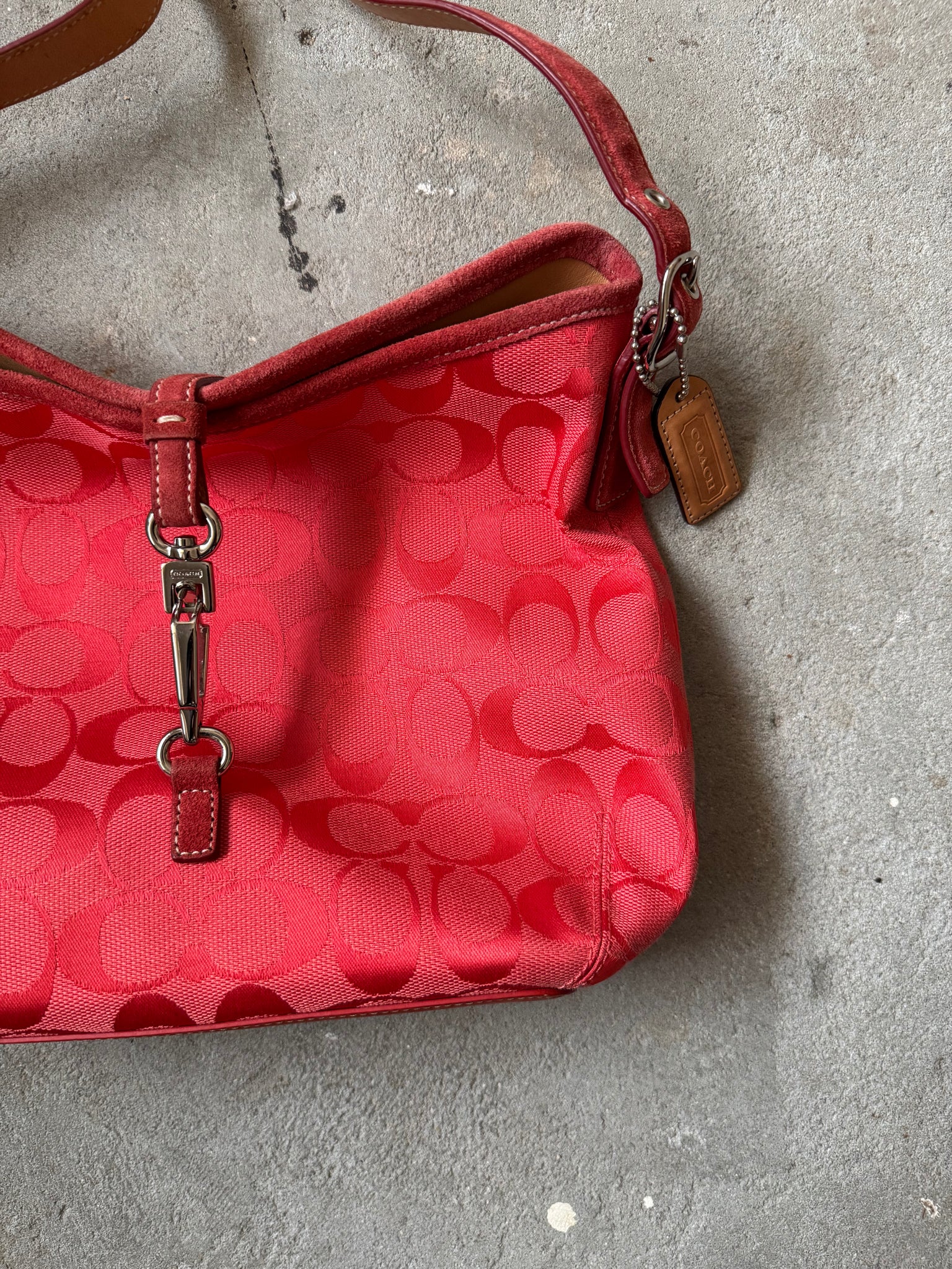 Coach Signature Clip Shoulder Bag Red