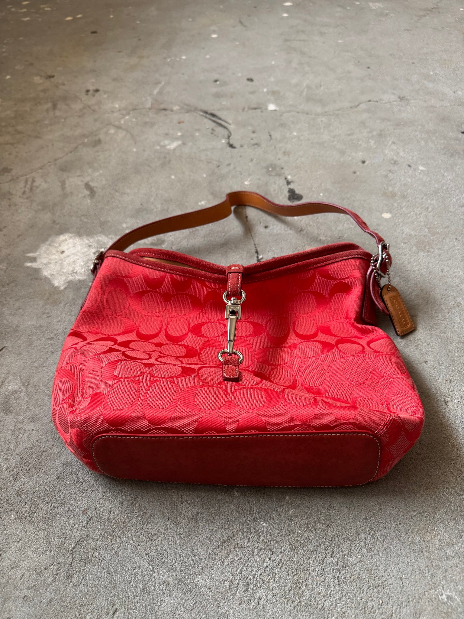 Coach Signature Clip Shoulder Bag Red