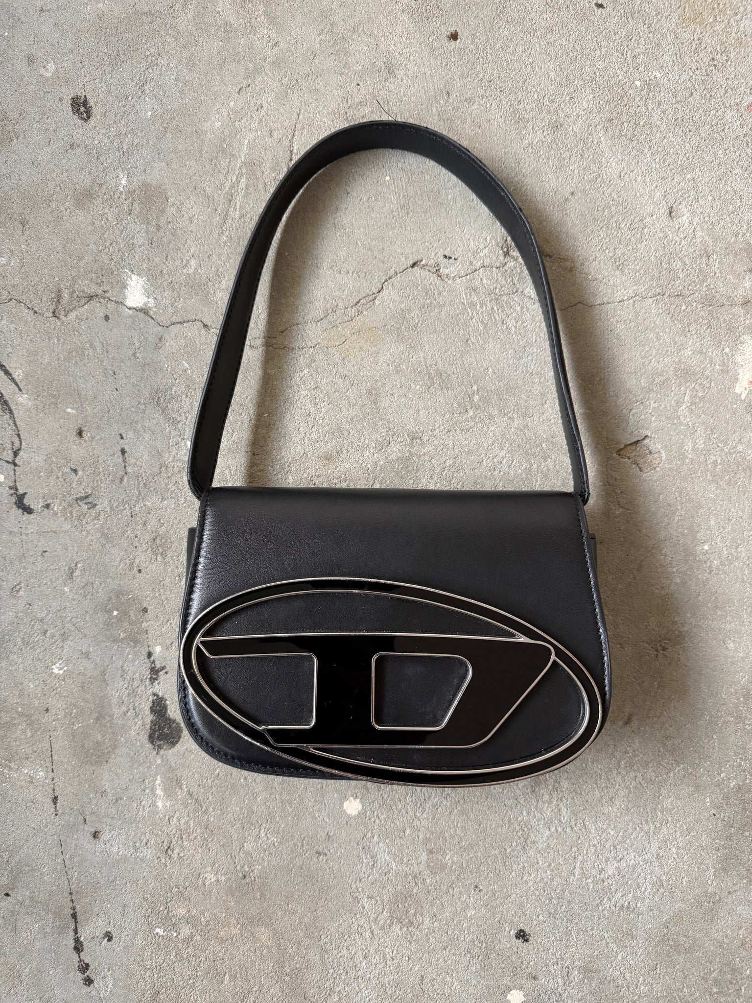 Diesel 1DR Plaque Shoulder Bag Black