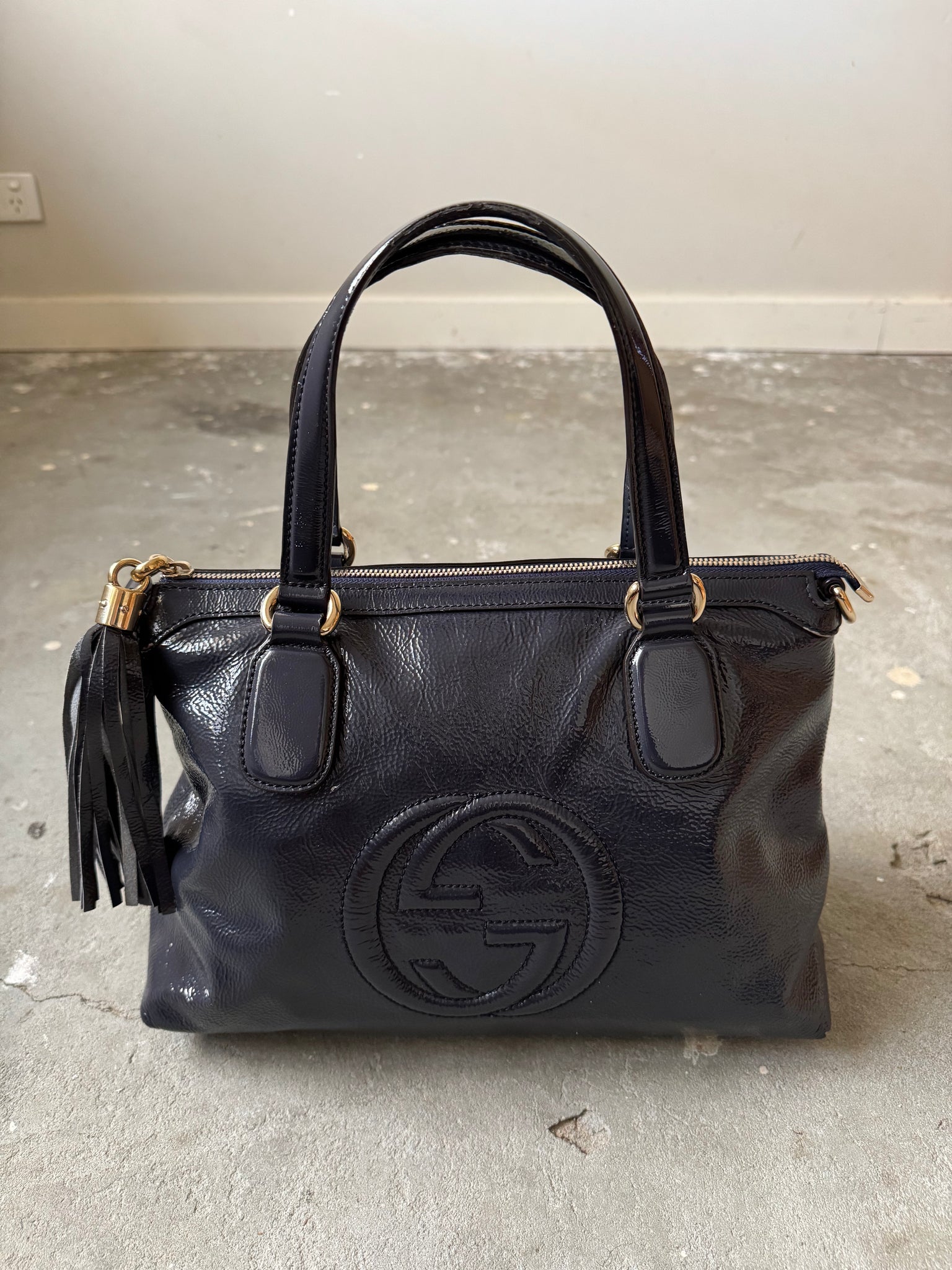 Gucci GG Soho Patent Shoulder Bag Navy Blue