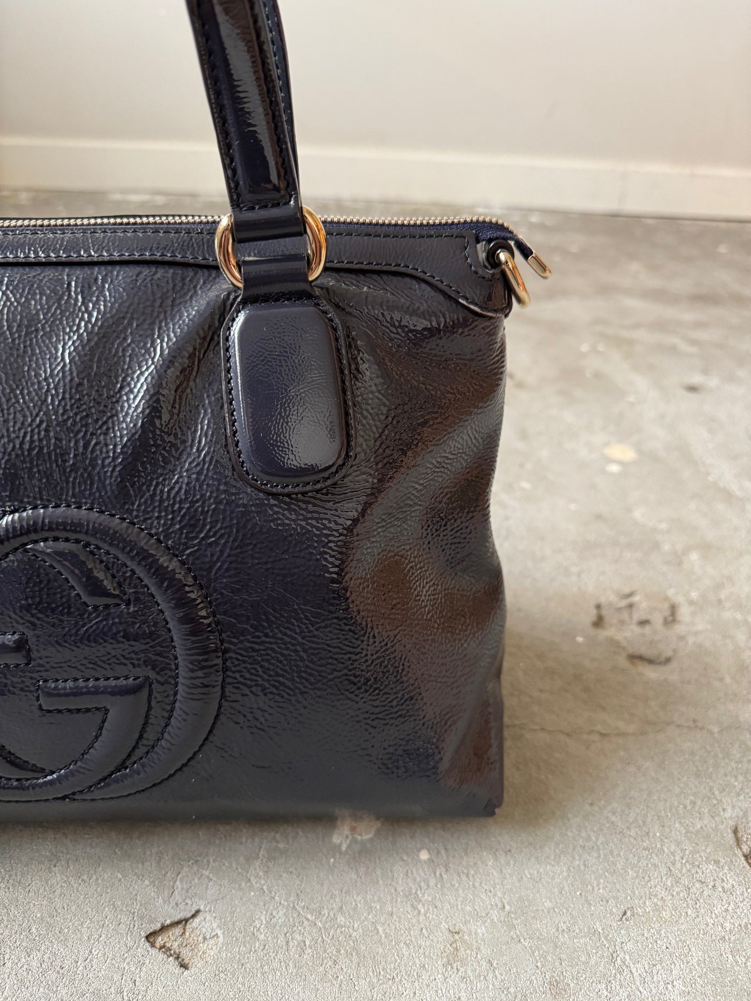 Gucci GG Soho Patent Shoulder Bag Navy Blue