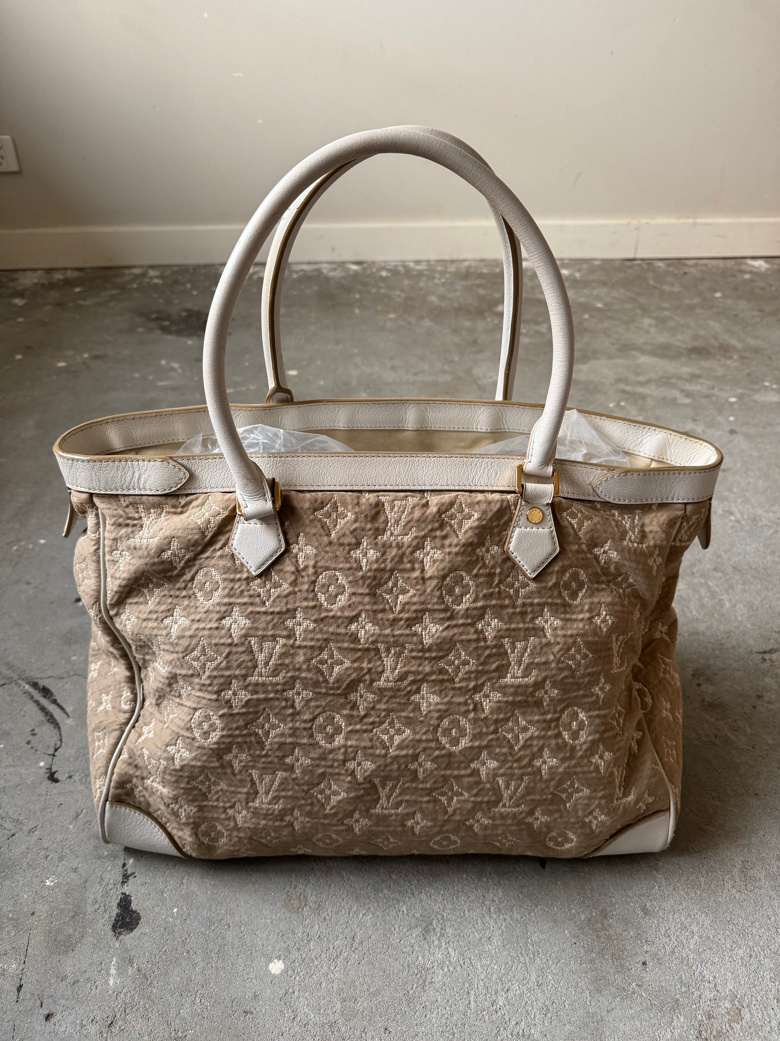 Louis Vuitton GM Monogram Cabas Sabbia Tote Bag