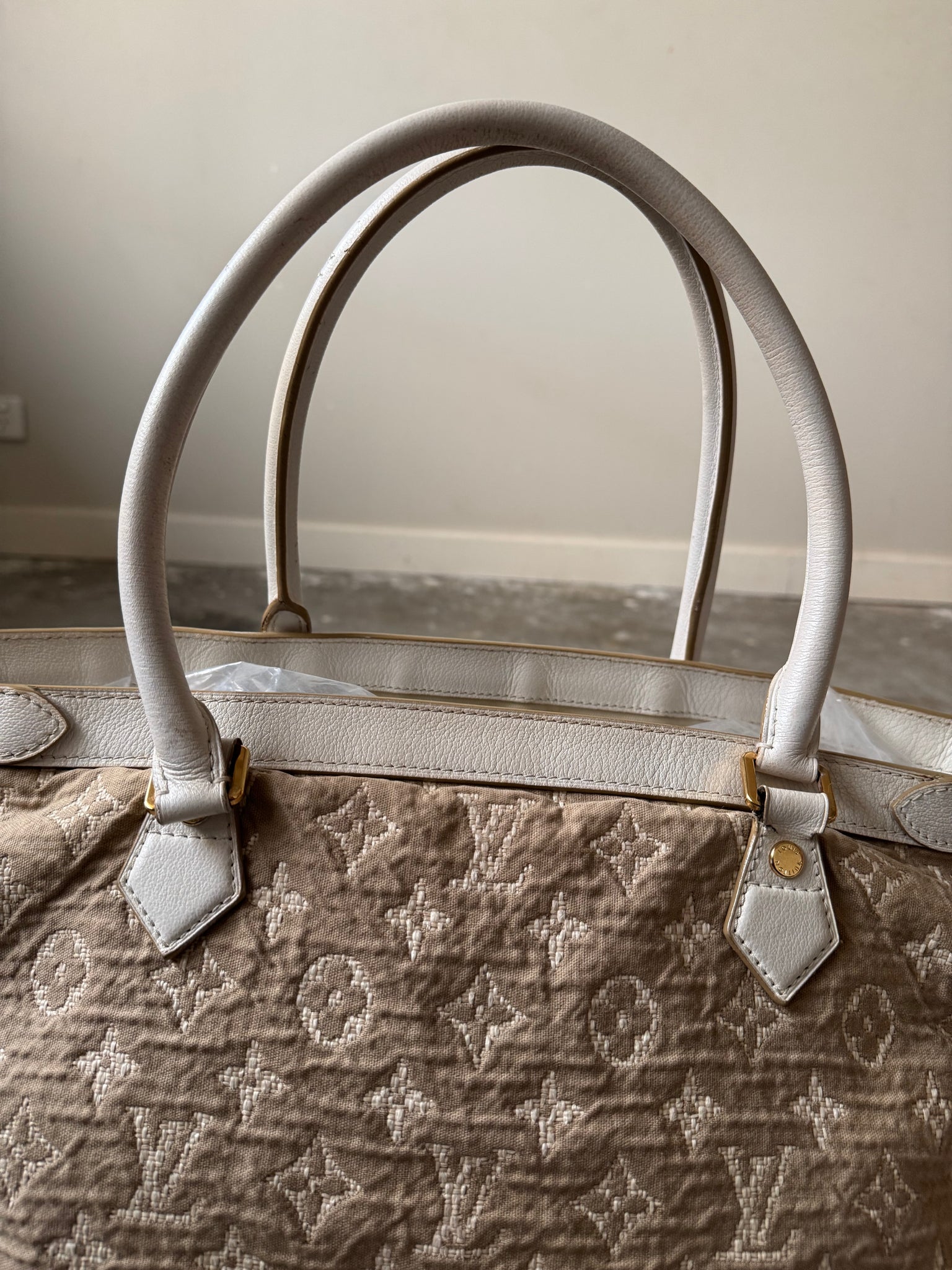 Louis Vuitton GM Monogram Cabas Sabbia Tote Bag