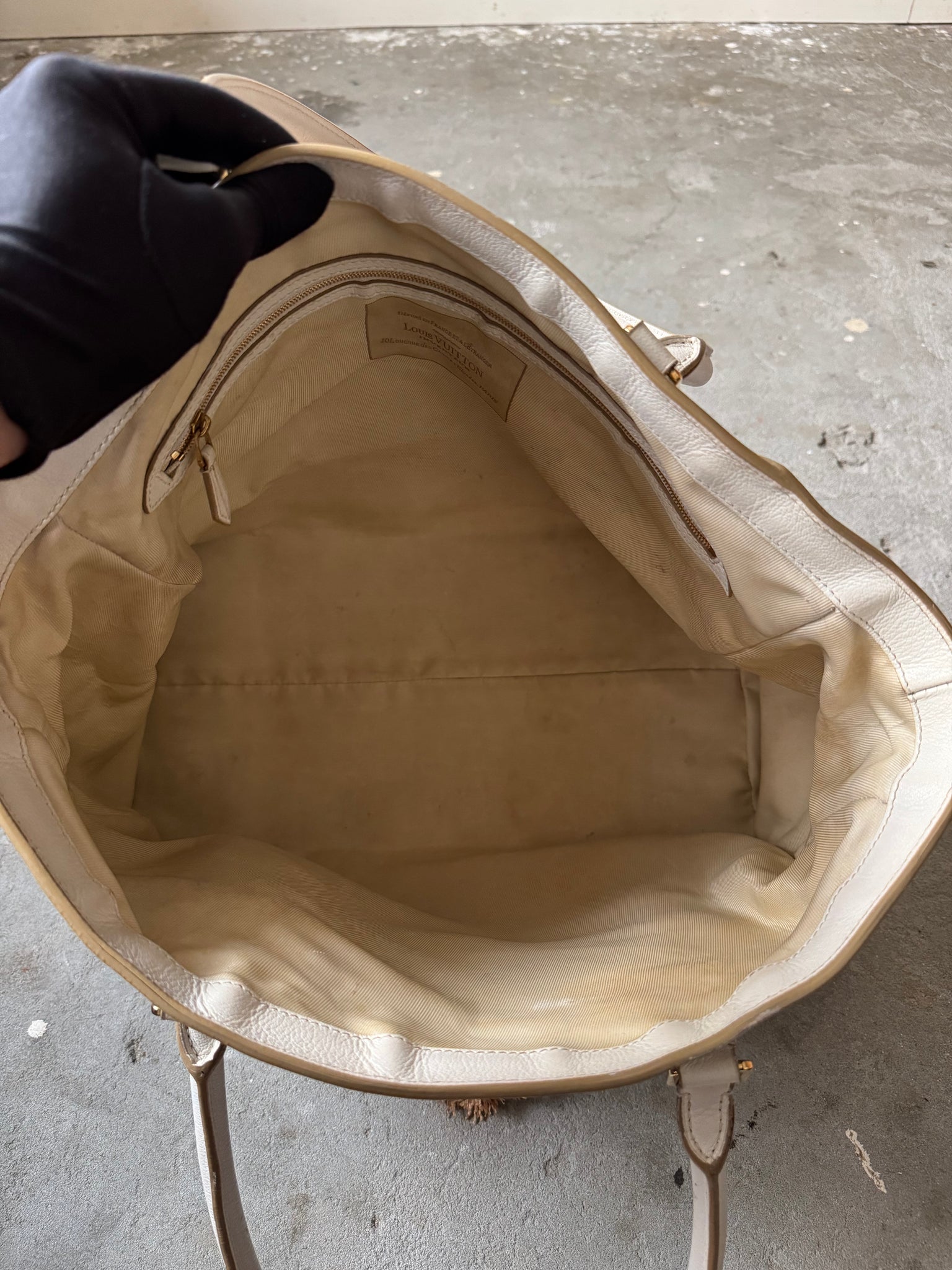 Louis Vuitton GM Monogram Cabas Sabbia Tote Bag