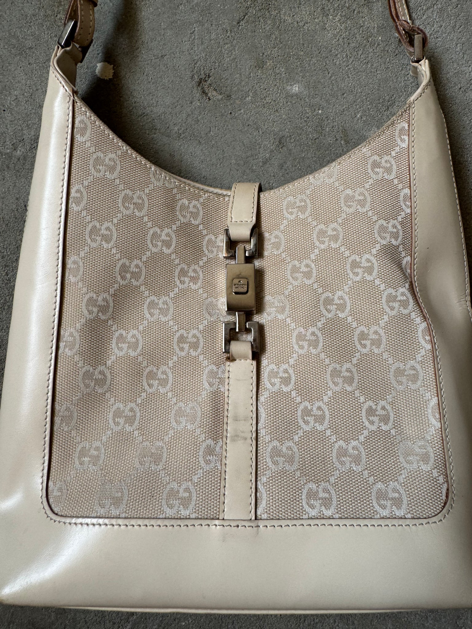 Gucci GG Canvas Jackie Shoulder Bag White/White