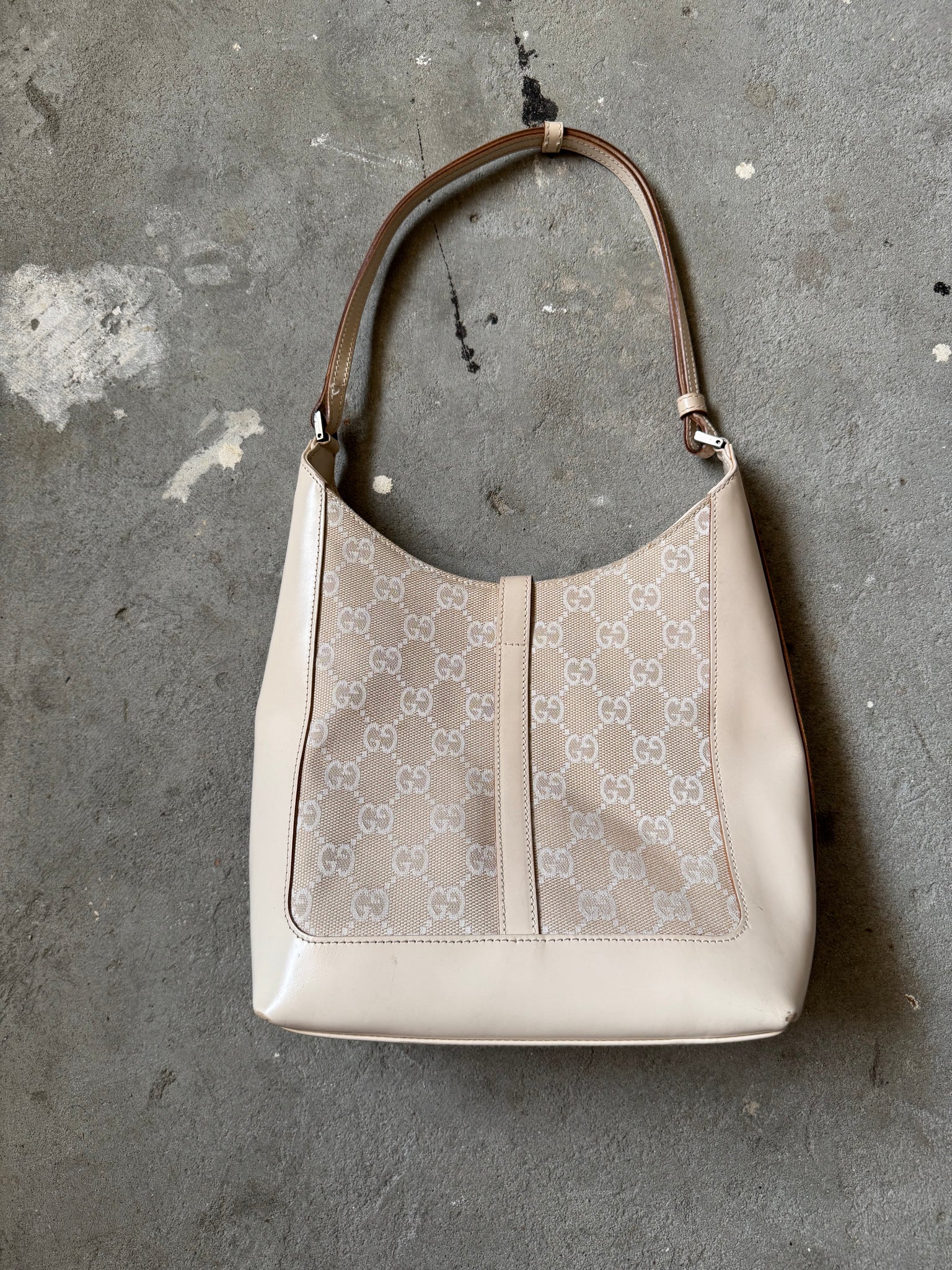 Gucci GG Canvas Jackie Shoulder Bag White/White