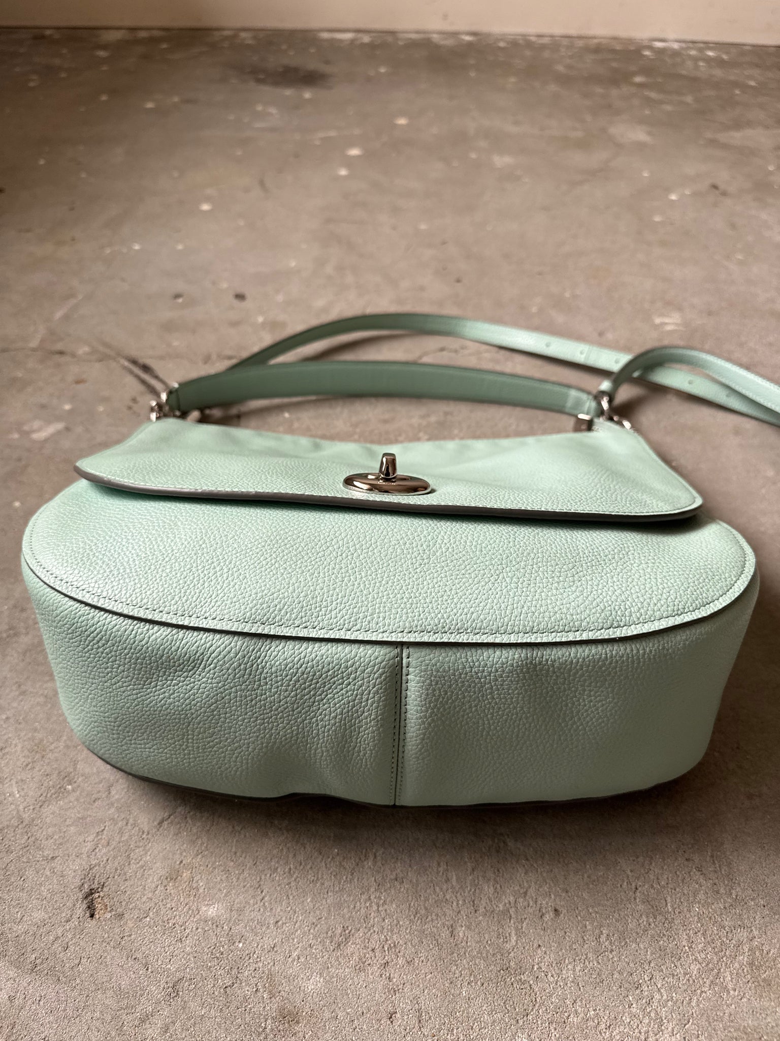 Coach 2Way Hobo Pebbled Turnlock Shoulder Bag Mint Green
