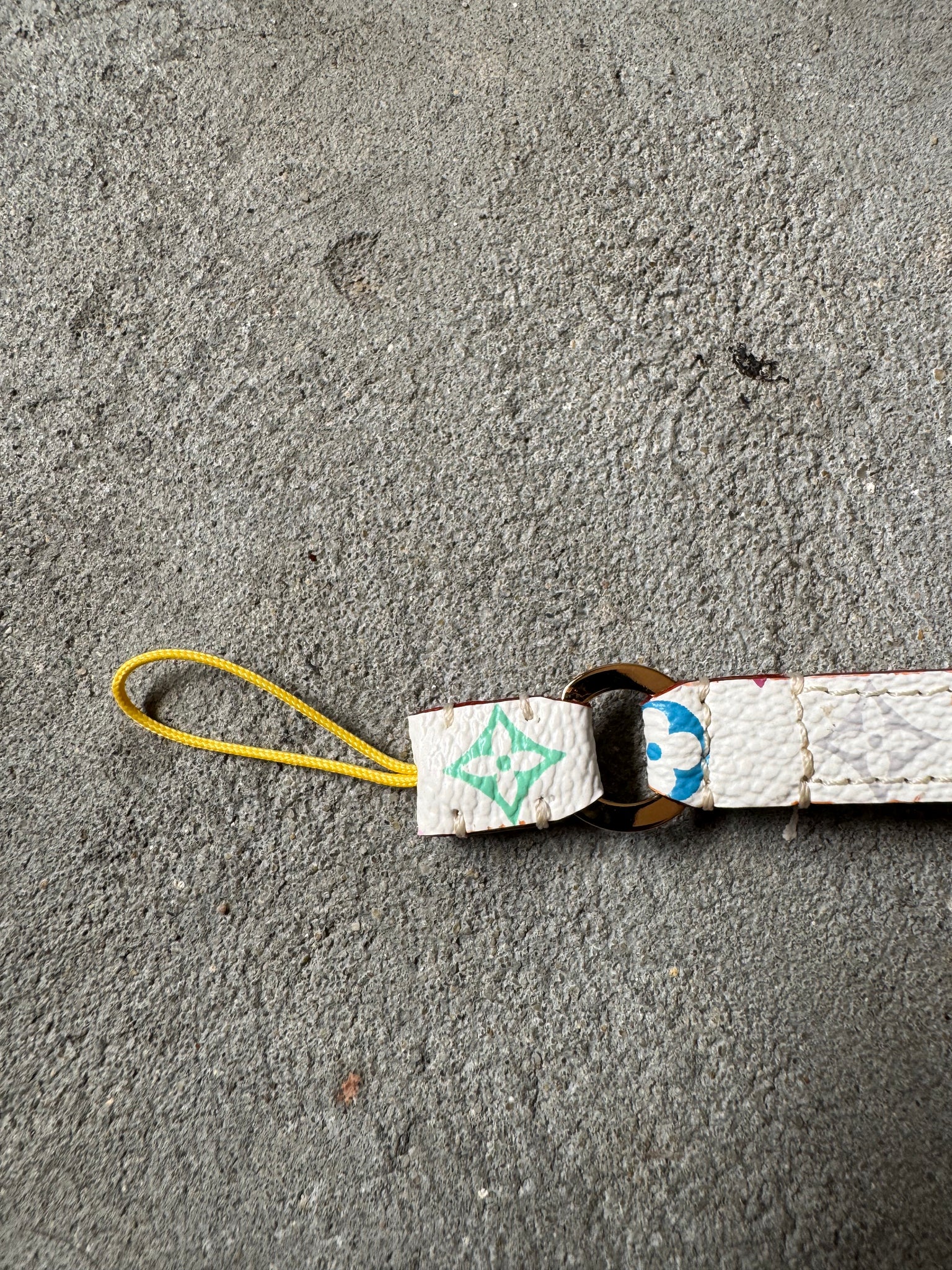 Louis Vuitton Murakami Monogram Multicolor Keychain White