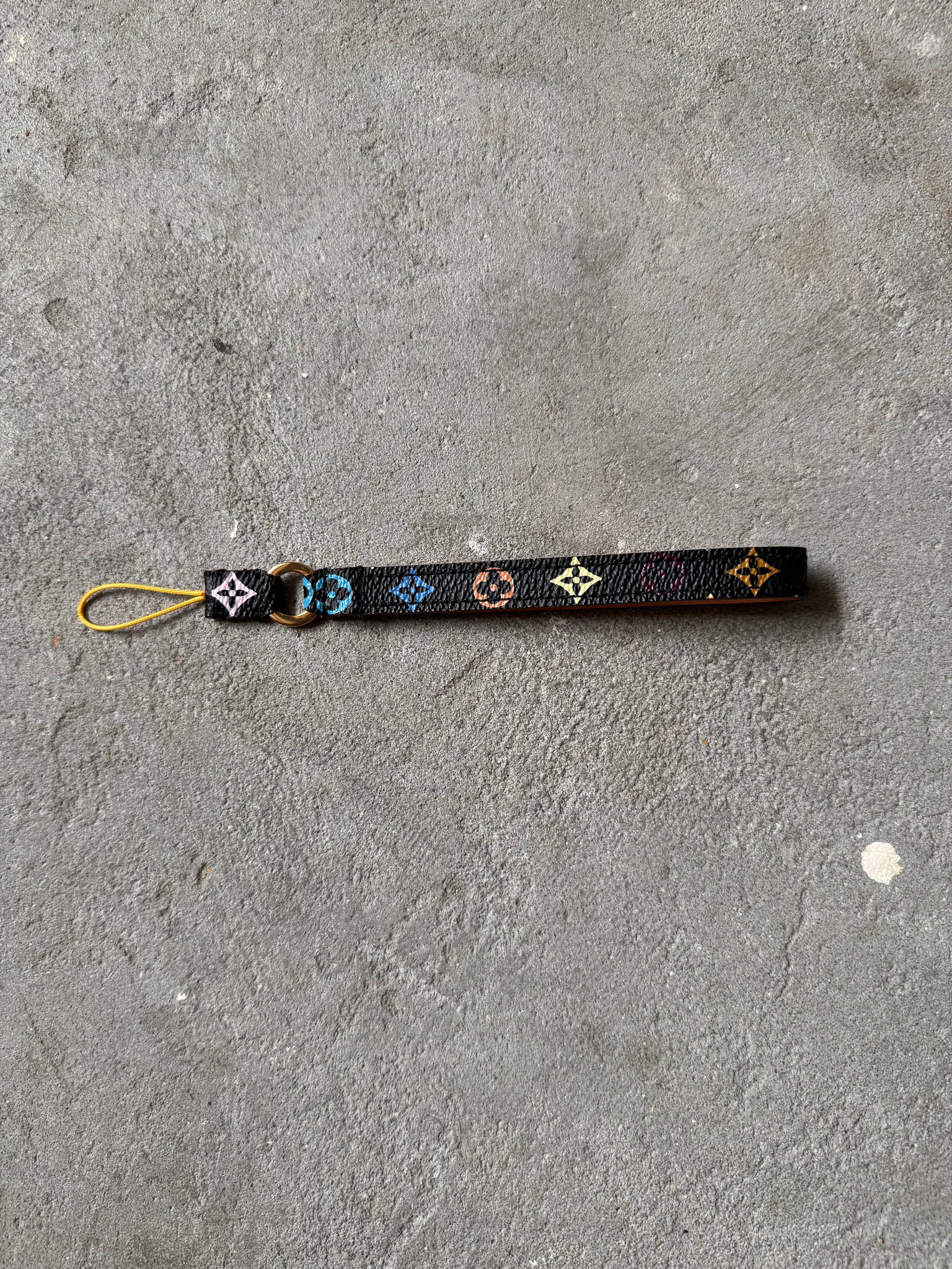 Louis Vuitton Murakami Monogram Multicolor Keychain Black