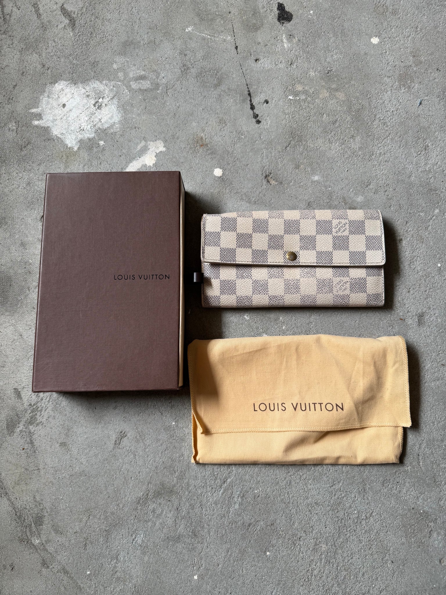 Louis Vuitton Damier Azur Sarah Wallet
