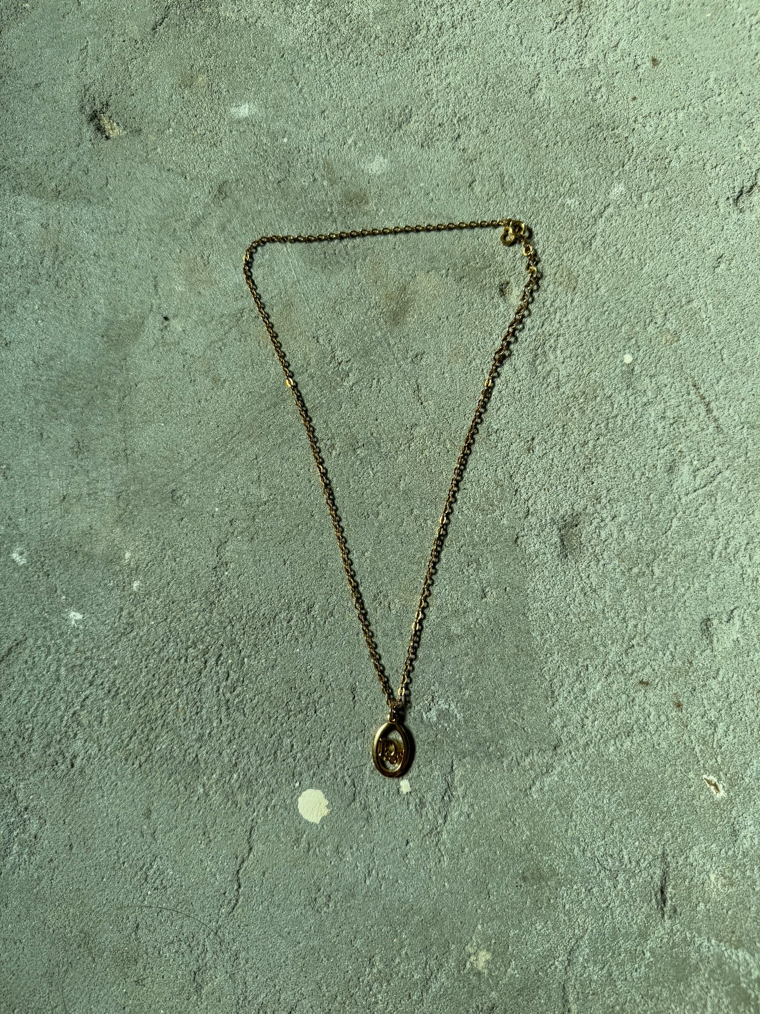 Dior Logo Oval Necklace Gold