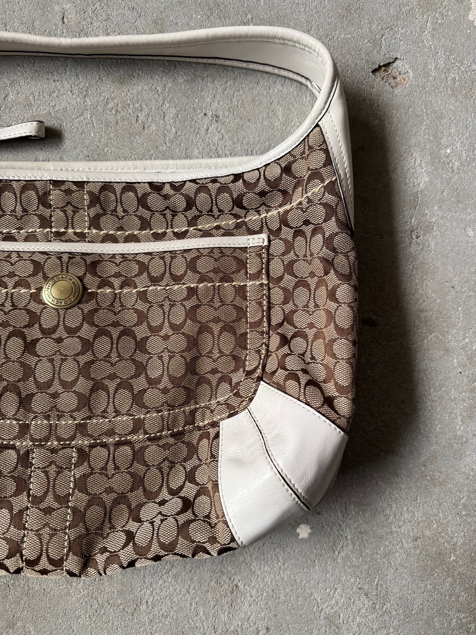 Coach Signature Ergo Shoulder Bag Beige/White