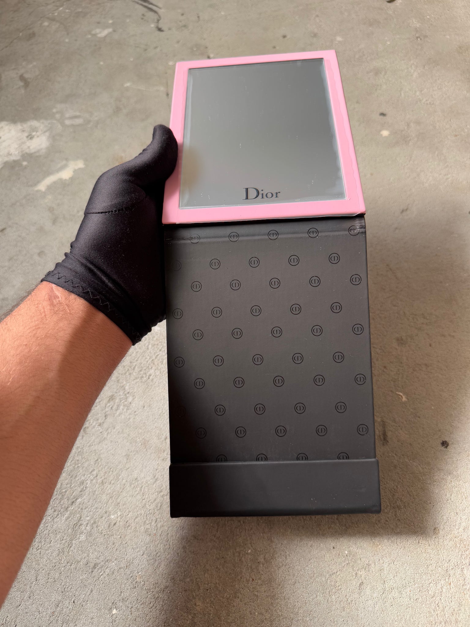 Dior Mirror Stand Black/Pink