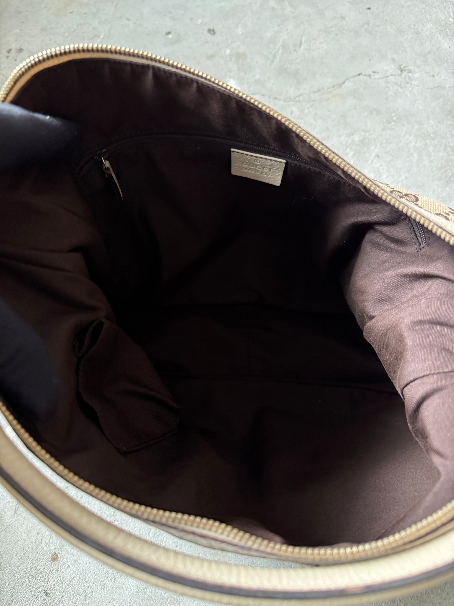 Gucci GG Monogram Hobo Shoulder Bag Beige/White