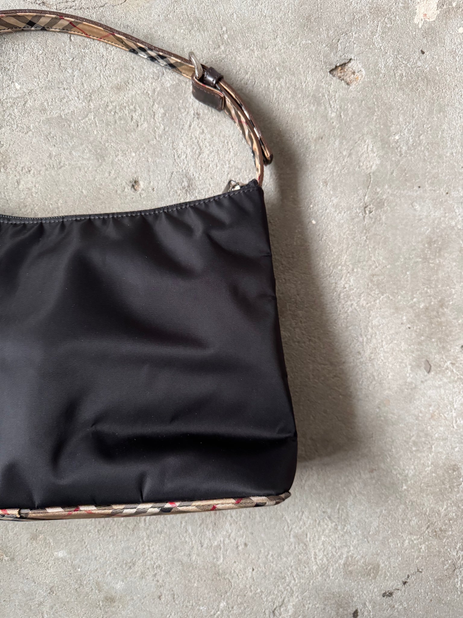 Burberry Nova Check Shoulder Bag Black/Brown