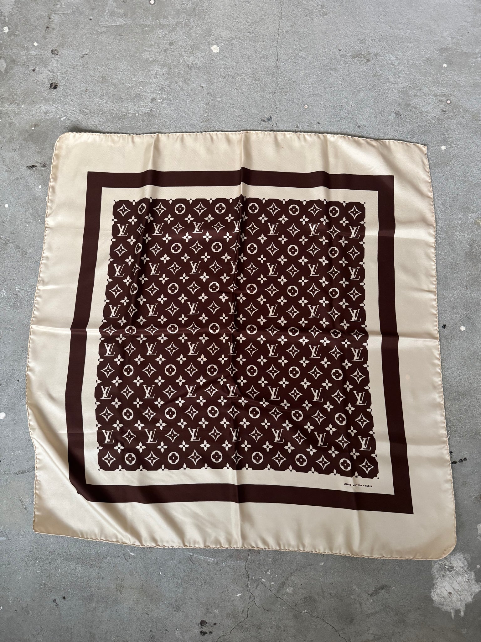 Louis Vuitton Monogram Silk Scarf Cream/Brown