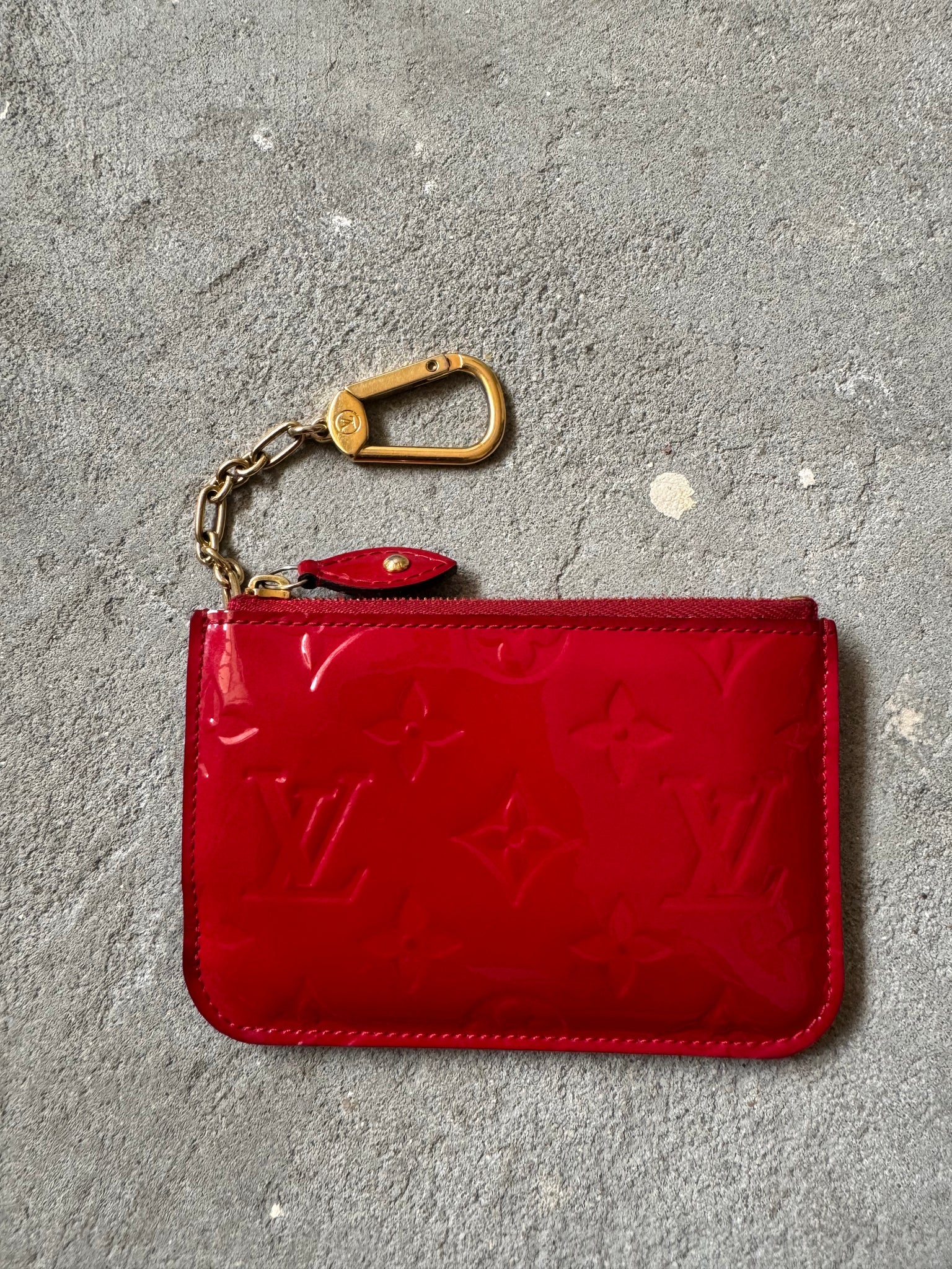 Louis Vuitton Vernis Pochette Coin Case Amethyst Red