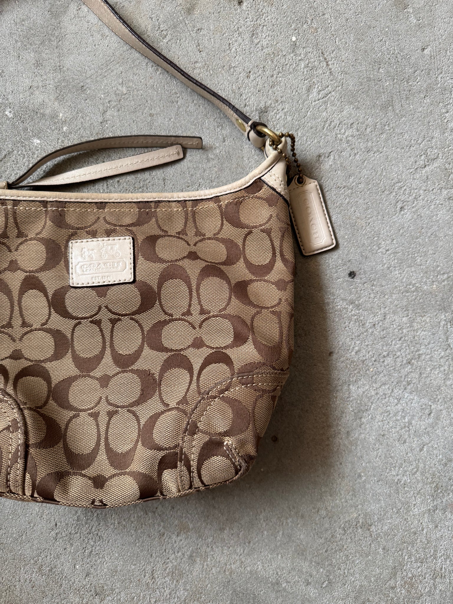 Coach Signature Shoulder Bag Beige