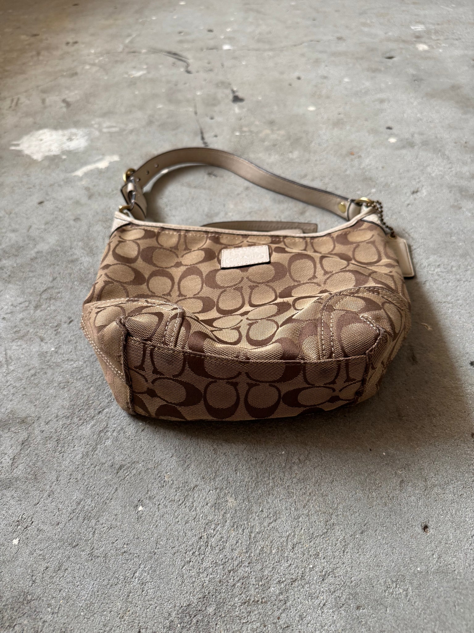 Coach Signature Shoulder Bag Beige