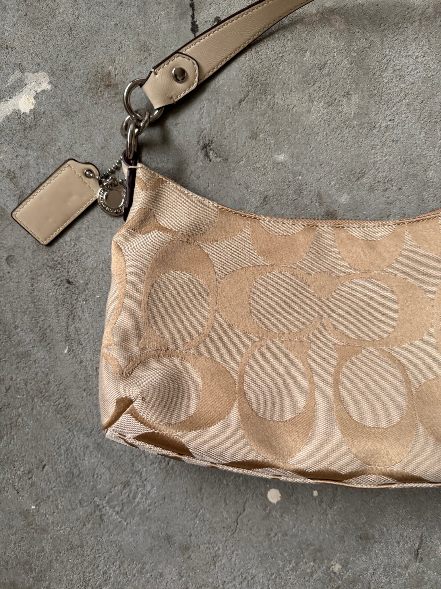 Coach 2Way Signature Stripe ShoulderBag Beige/White