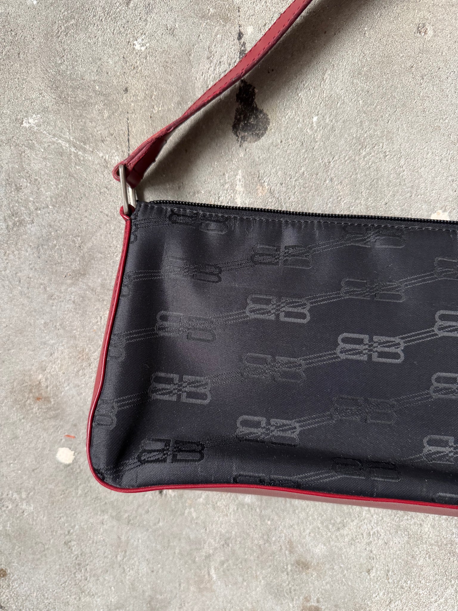 Balenciaga BB Monogram Shoulder Bag Black/Red
