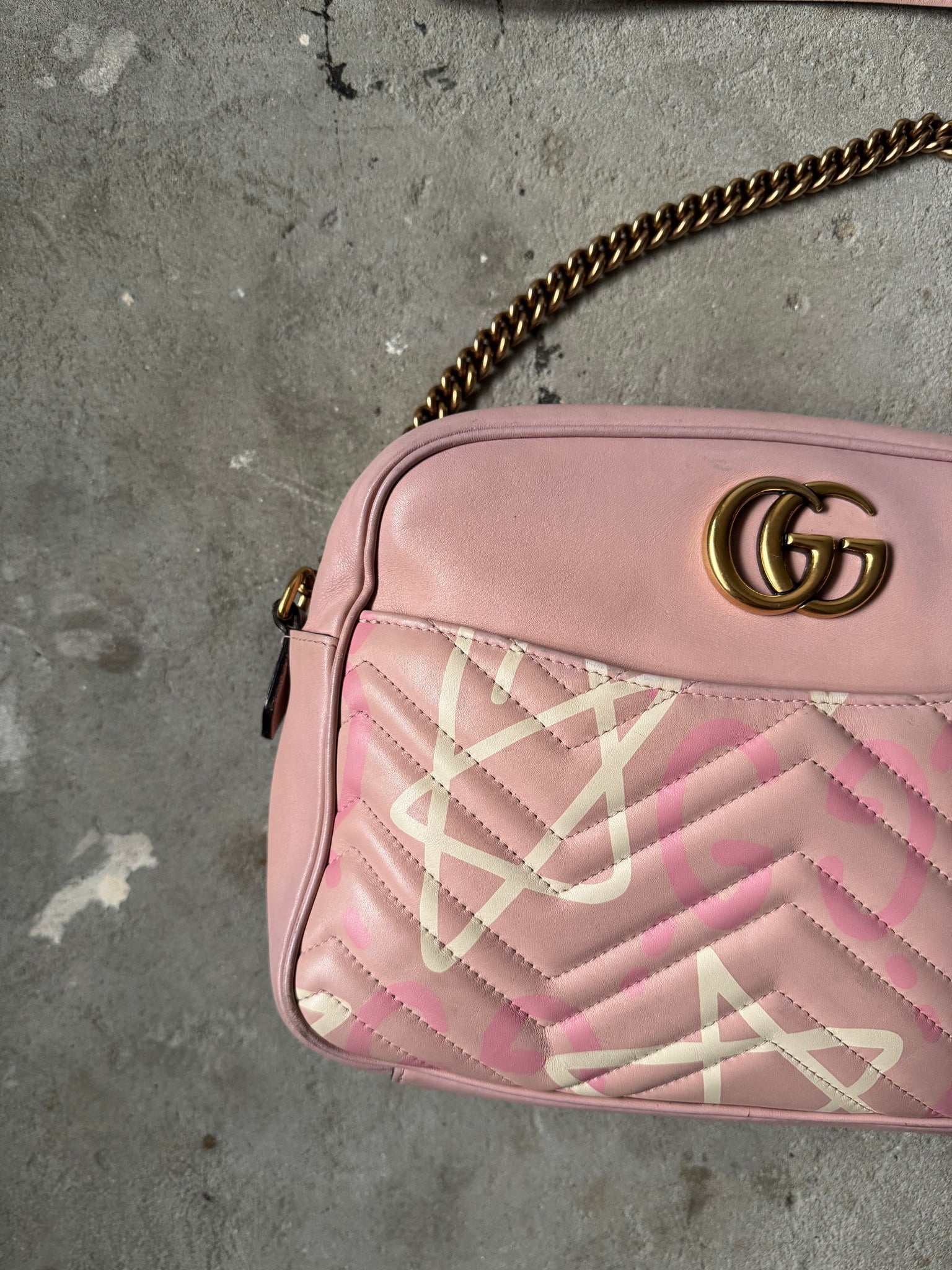 Gucci GG GucciGhost Marmont Shoulder Bag Pink