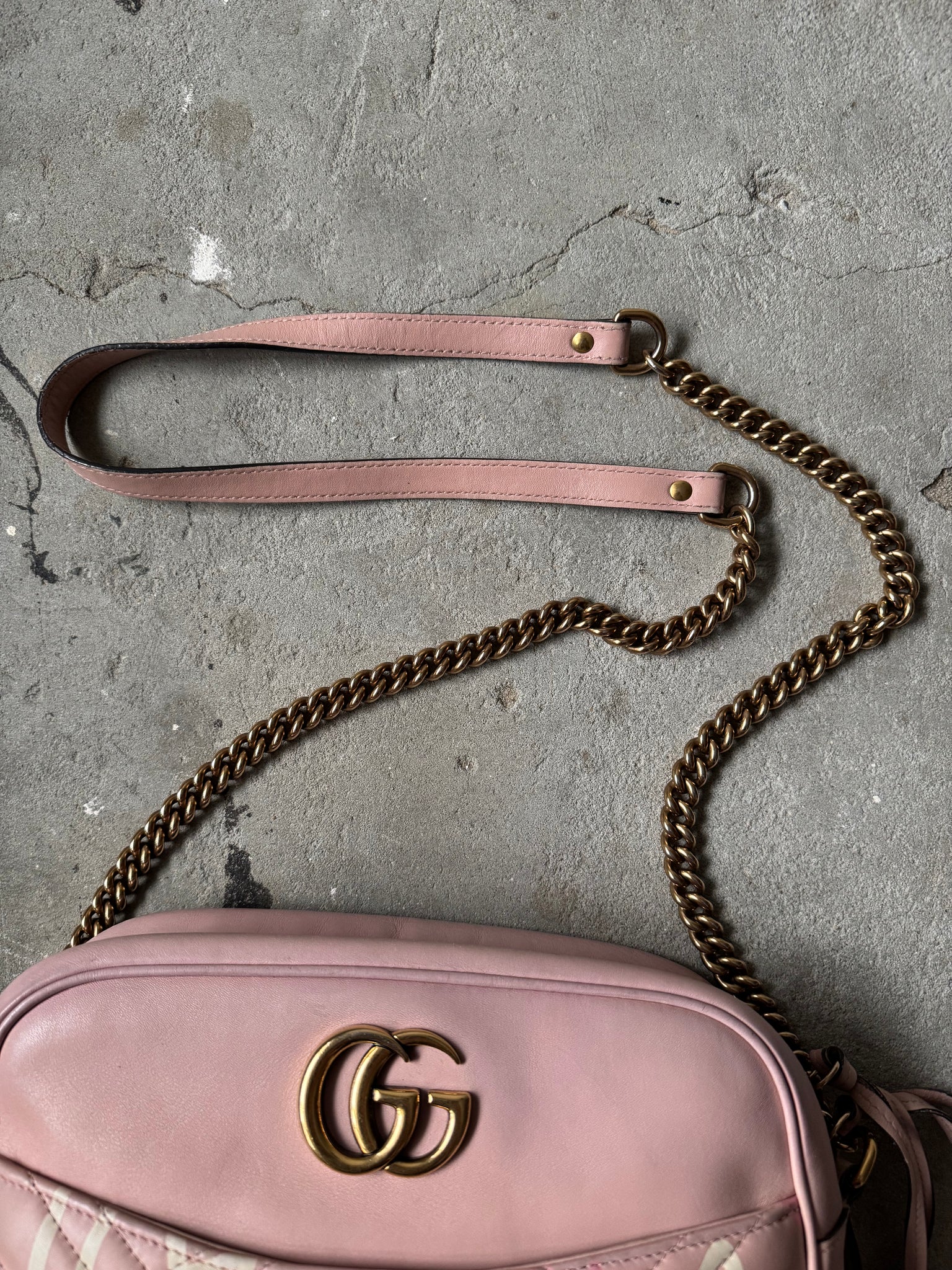 Gucci GG GucciGhost Marmont Shoulder Bag Pink