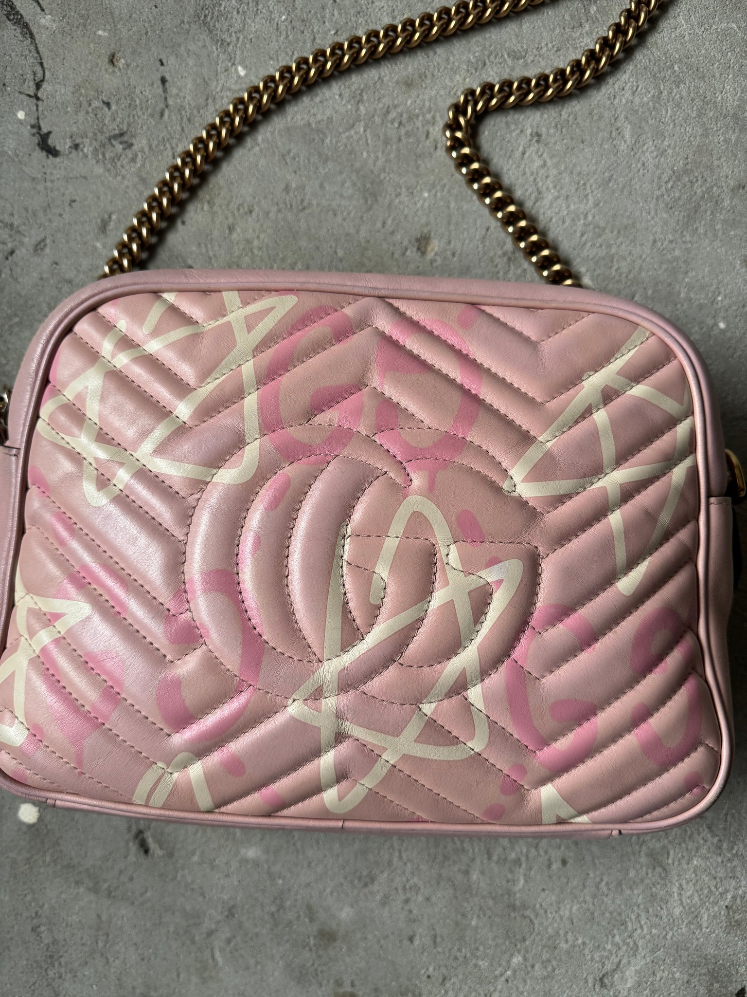 Gucci GG GucciGhost Marmont Shoulder Bag Pink
