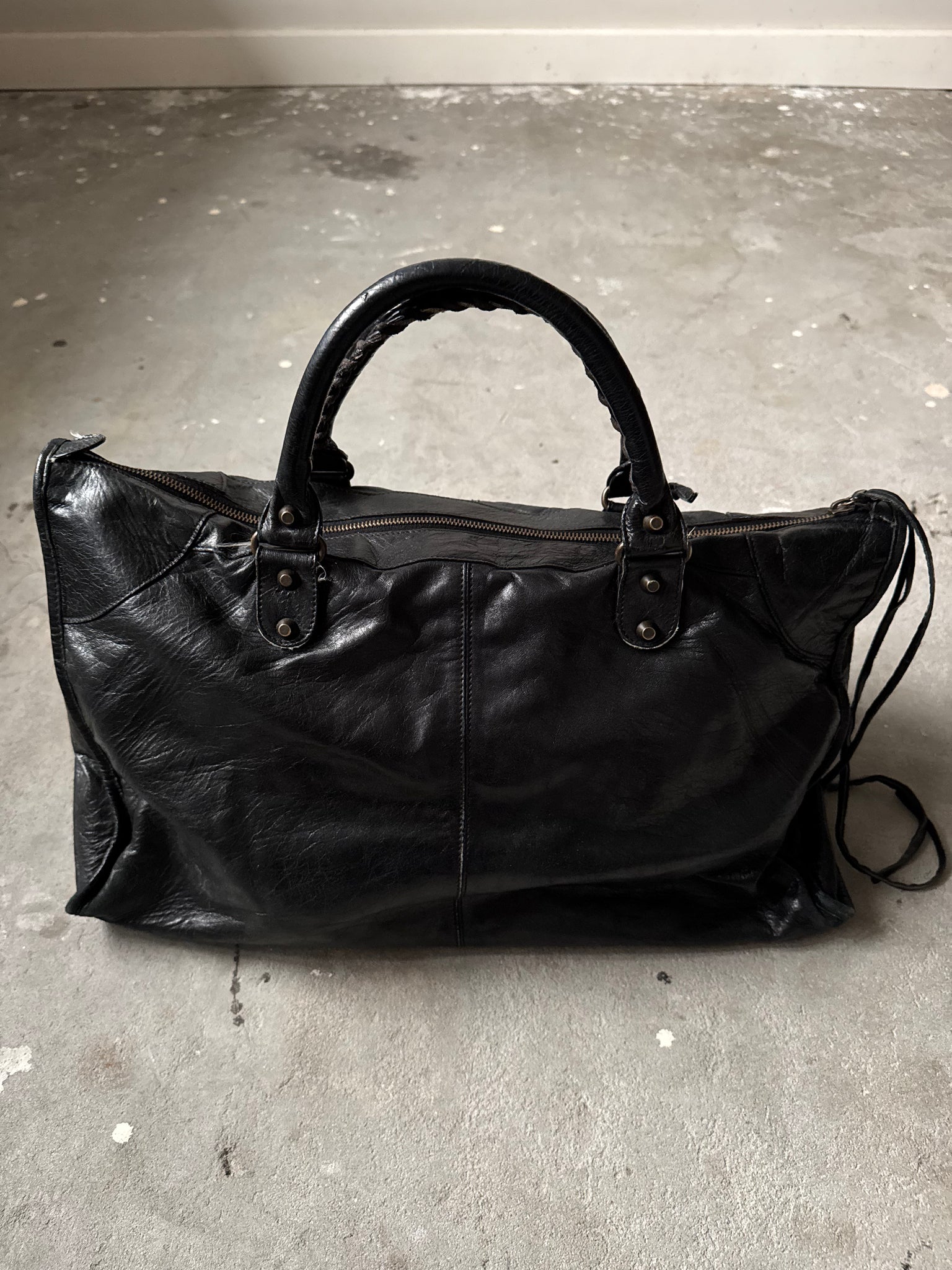 Balenciaga Weekender Shoulder Bag Black