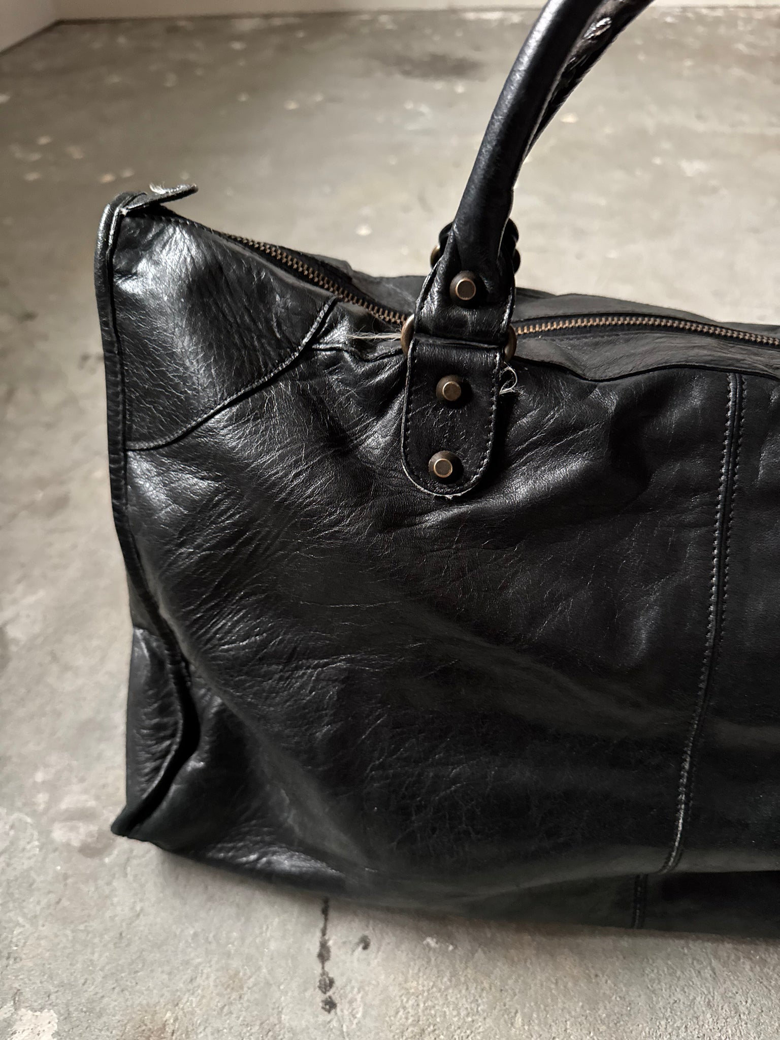 Balenciaga Weekender Shoulder Bag Black