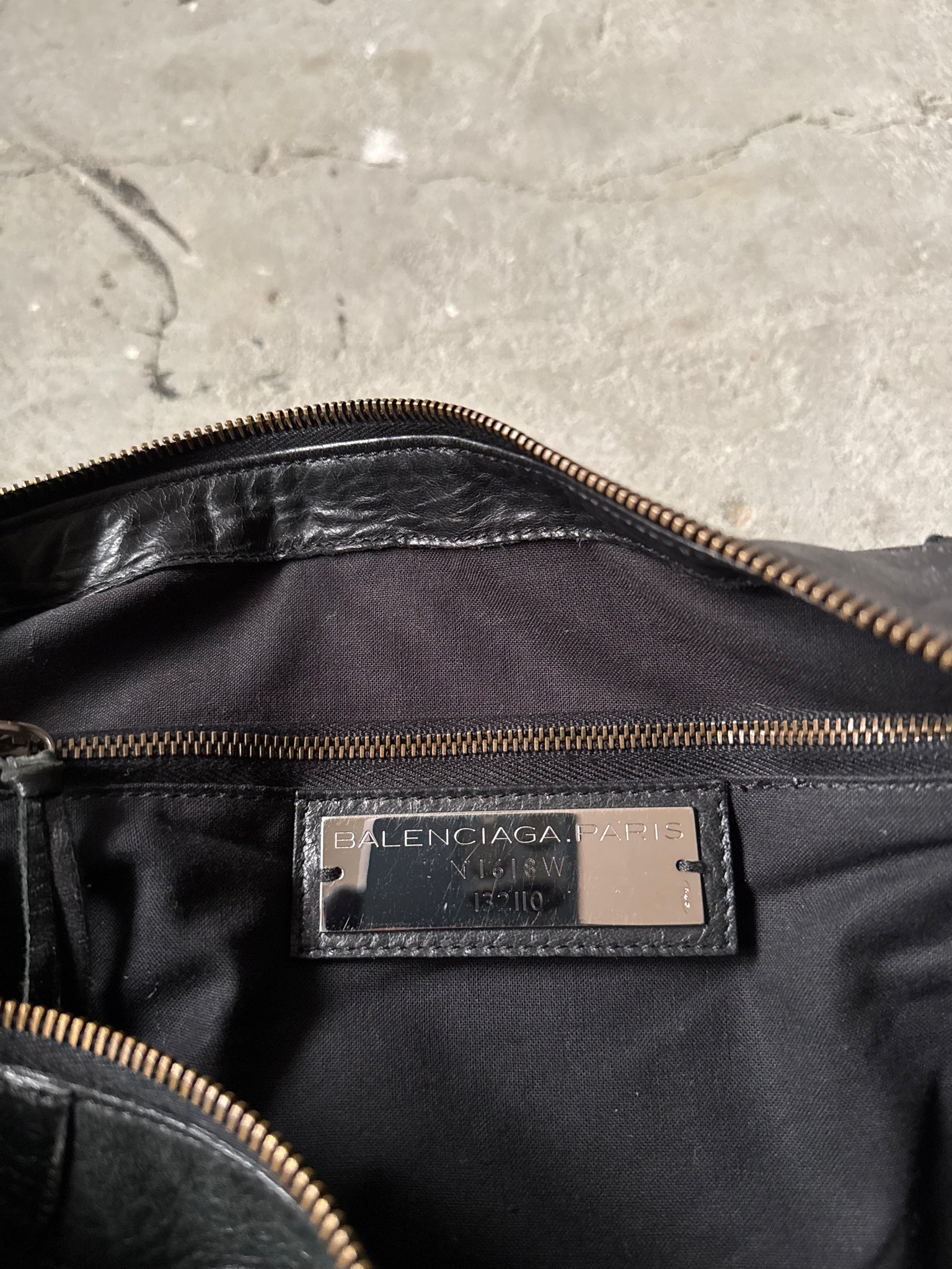 Balenciaga Weekender Shoulder Bag Black