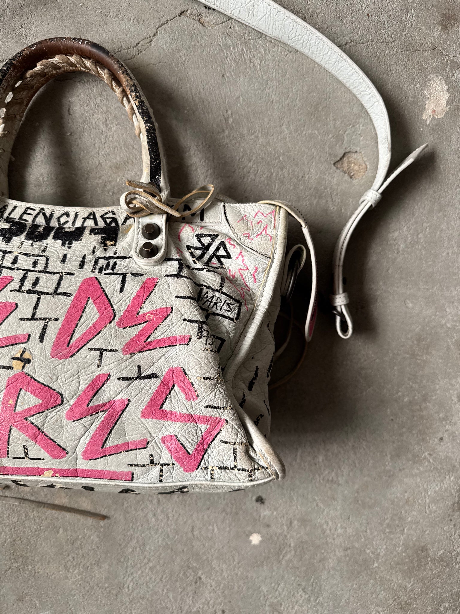 Balecniaga 2Way Graffiti Agneau Leather Motorcycle City Bag White