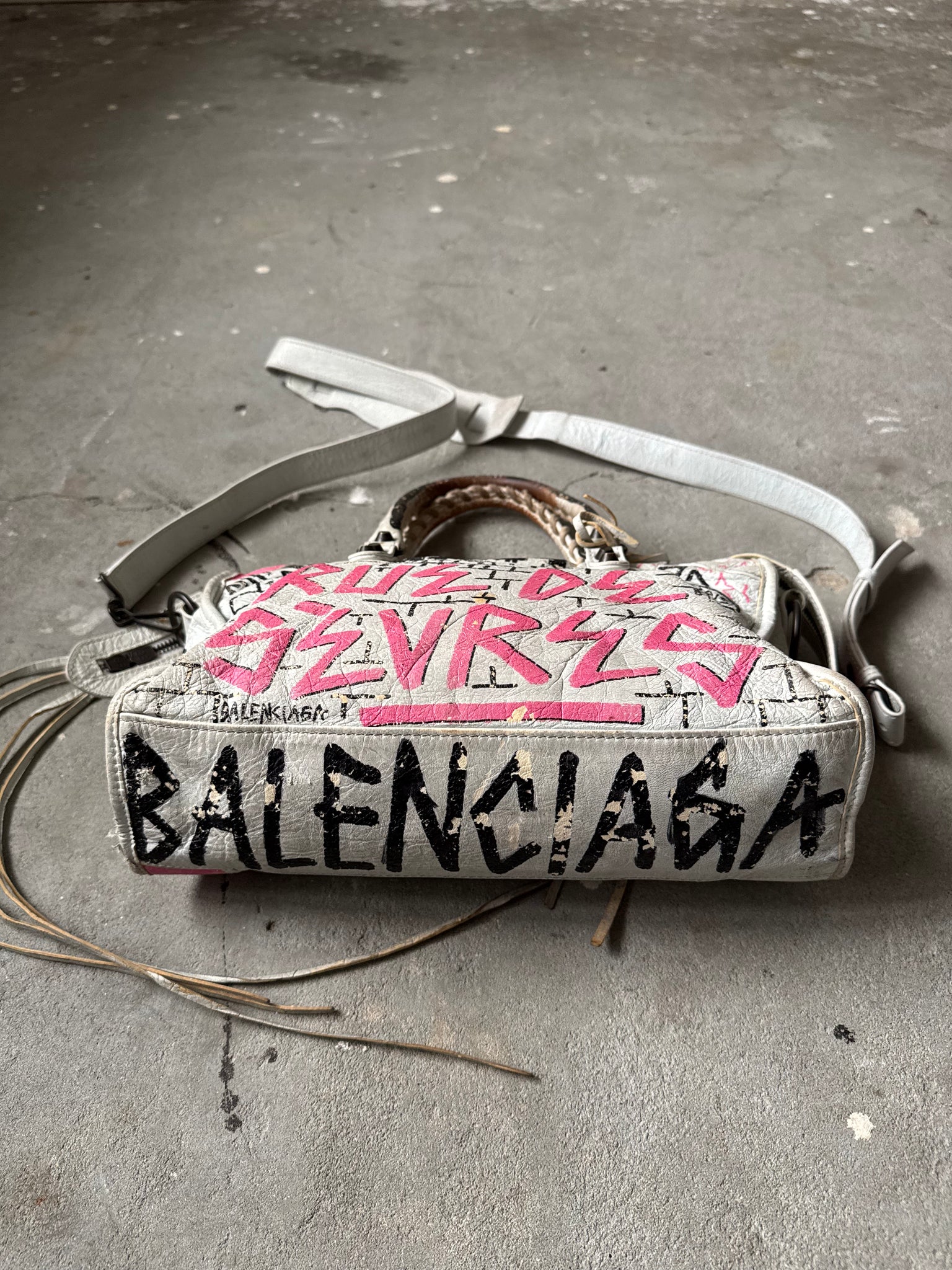 Balecniaga 2Way Graffiti Agneau Leather Motorcycle City Bag White