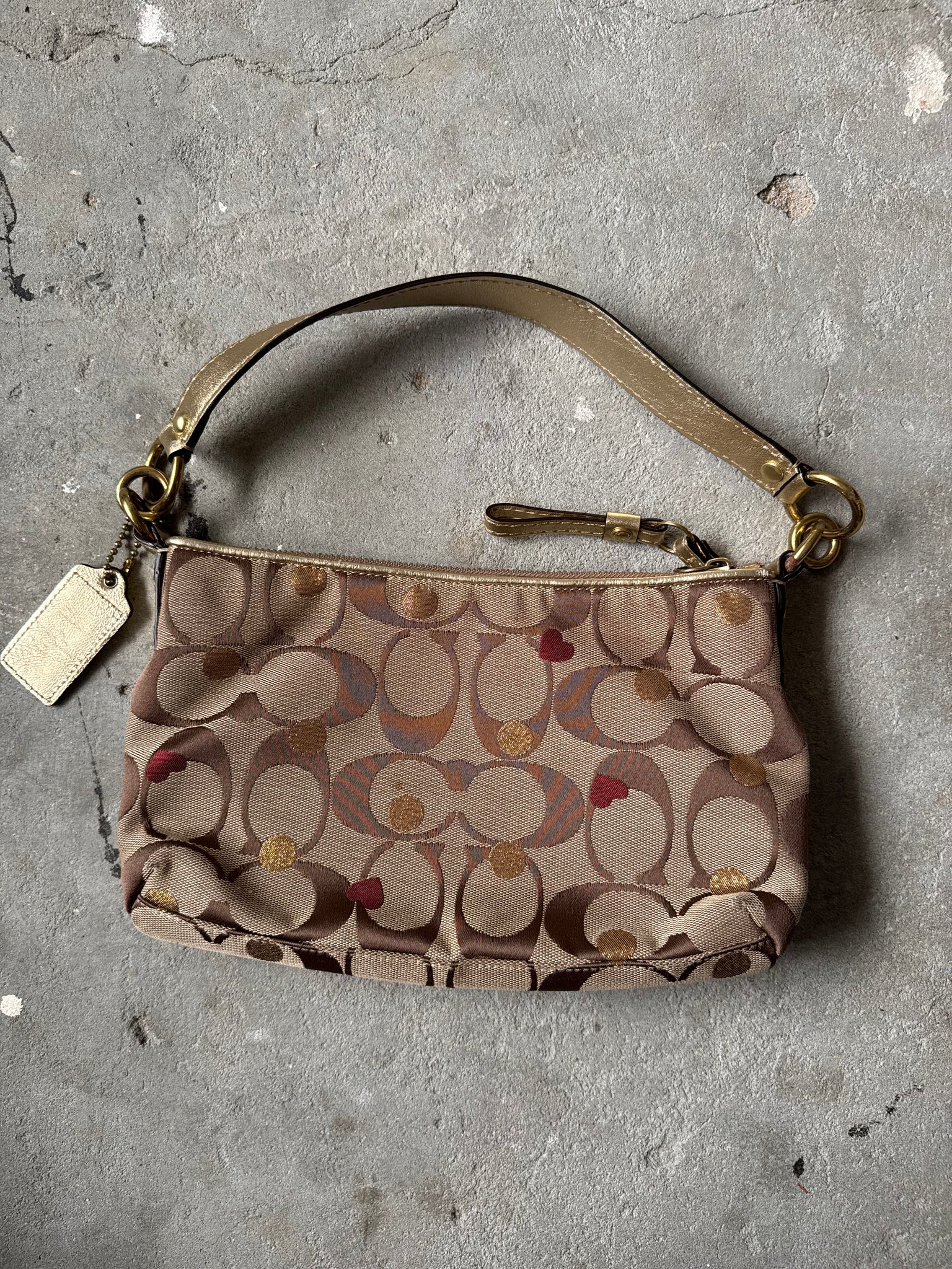 Coach Signature Heart Shoulder Bag Beige/Gold