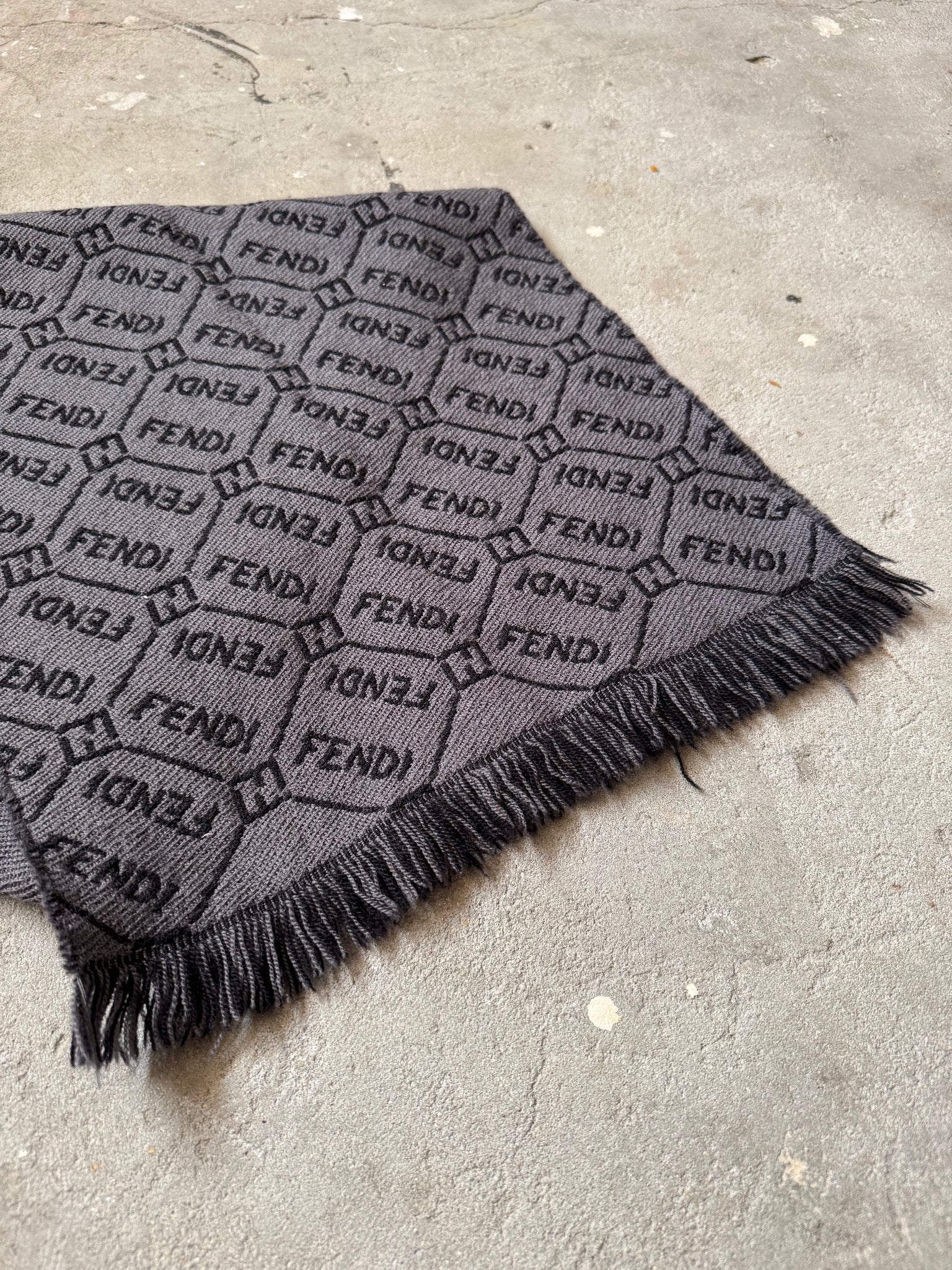 Fendi FF Logo Wool Scarf Grey/Black