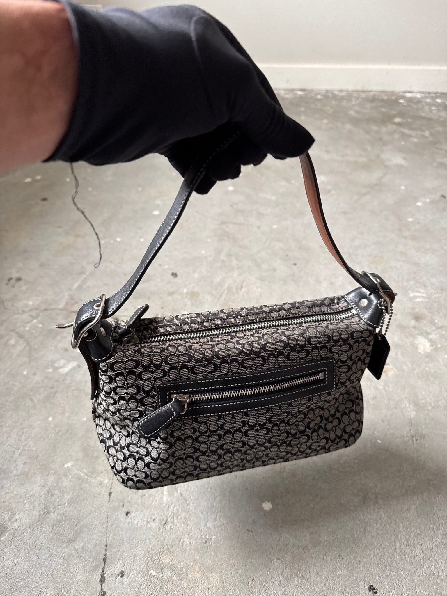 Coach Signature Sufflette Shoulder Bag Grey/Black