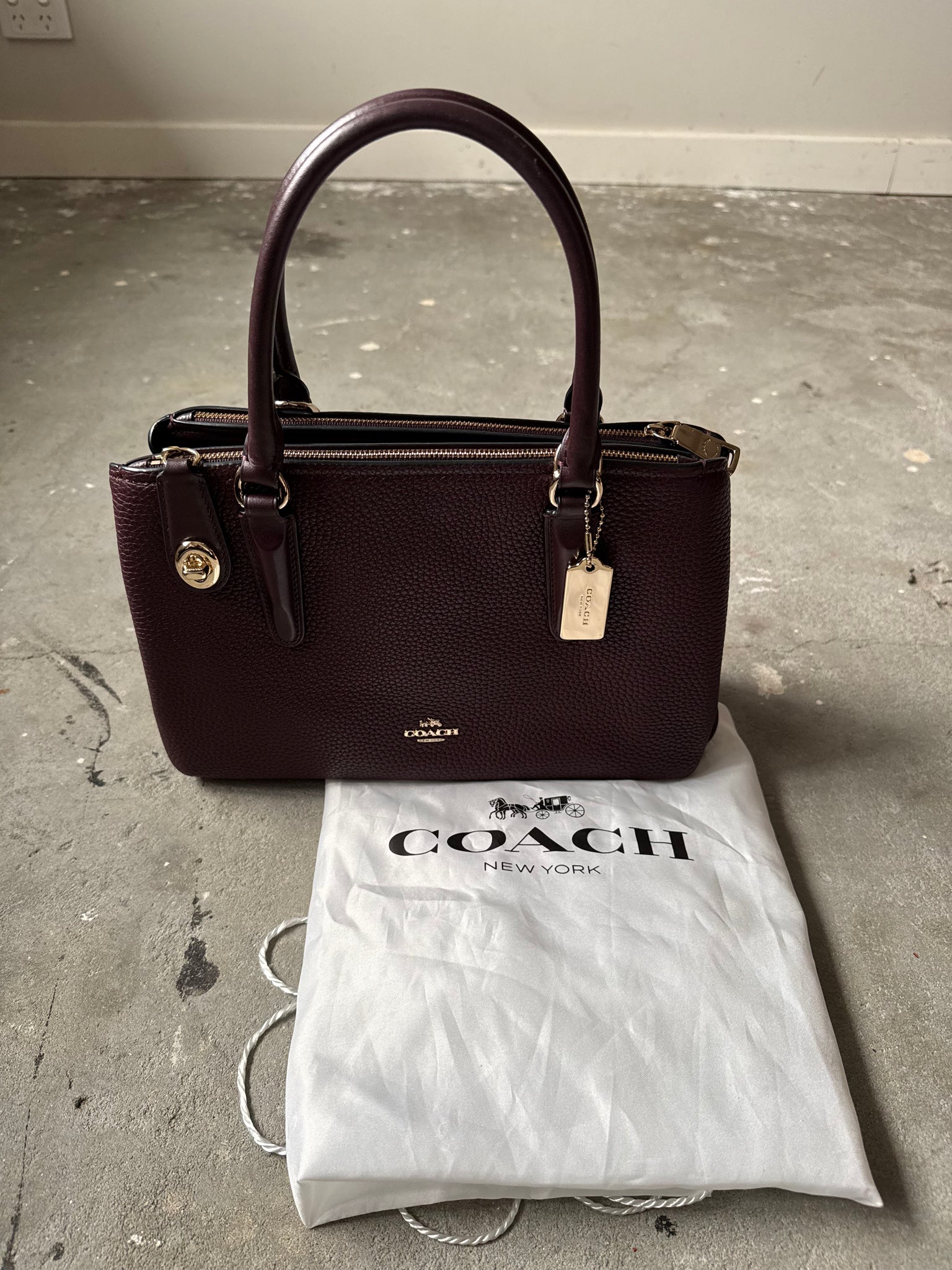 Coach 2Way Brooklyn Carryall 28 HandBag Purple