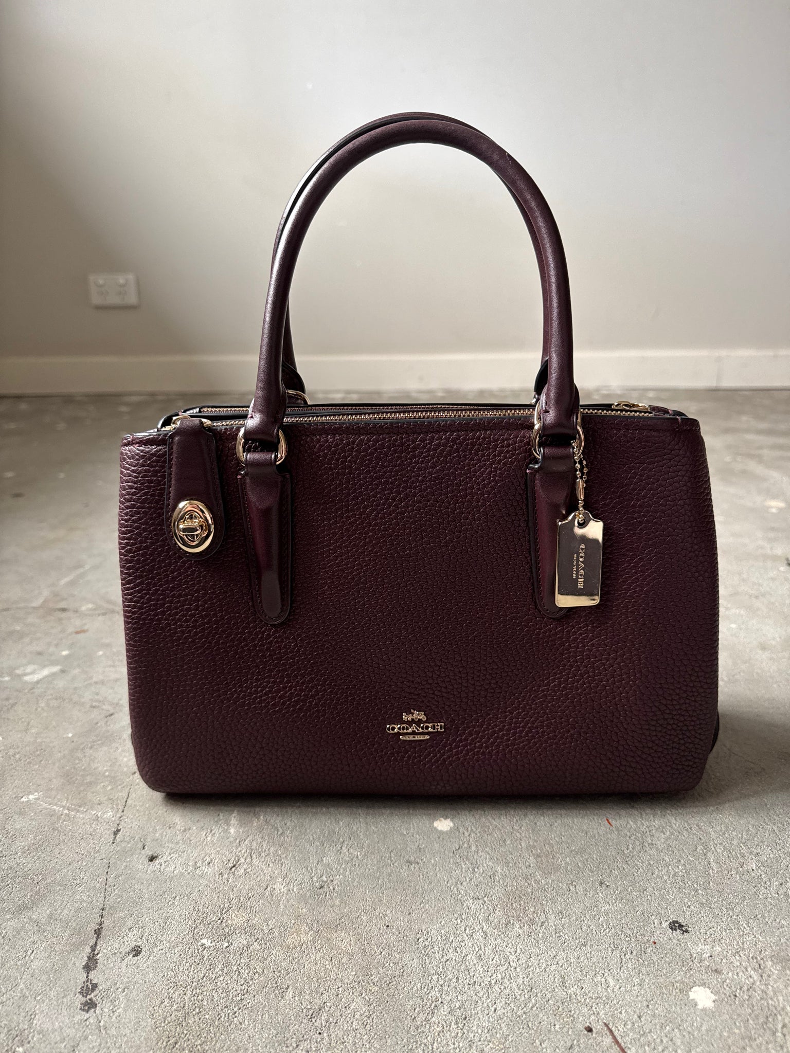 Coach 2Way Brooklyn Carryall 28 HandBag Purple