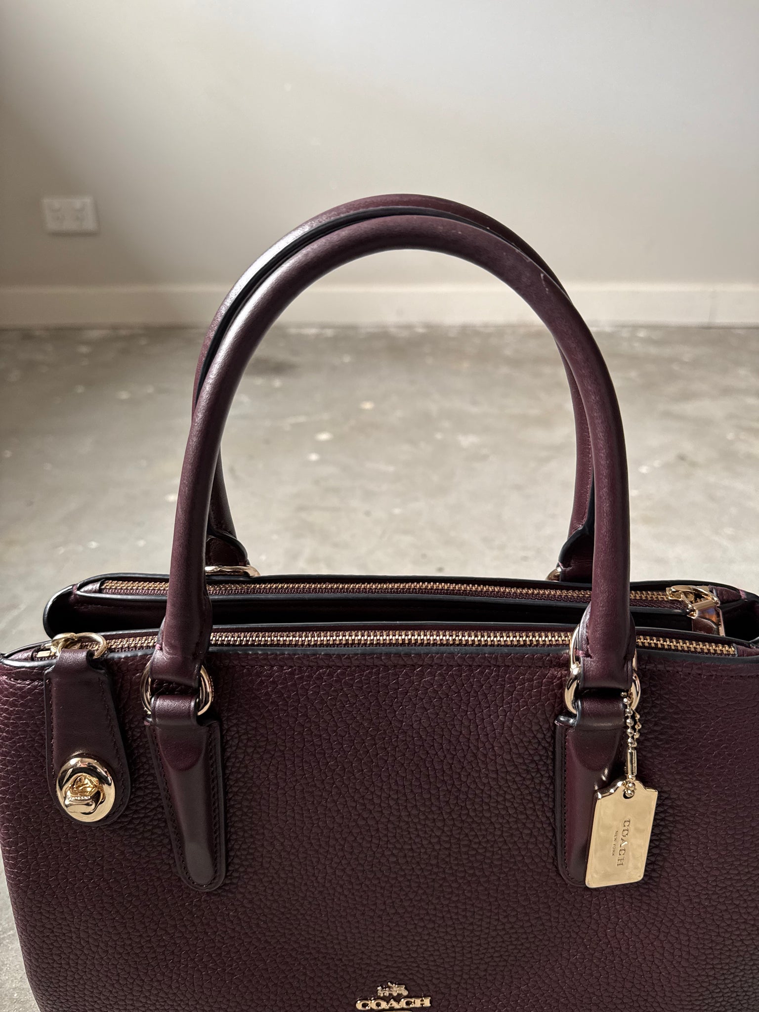 Coach 2Way Brooklyn Carryall 28 HandBag Purple