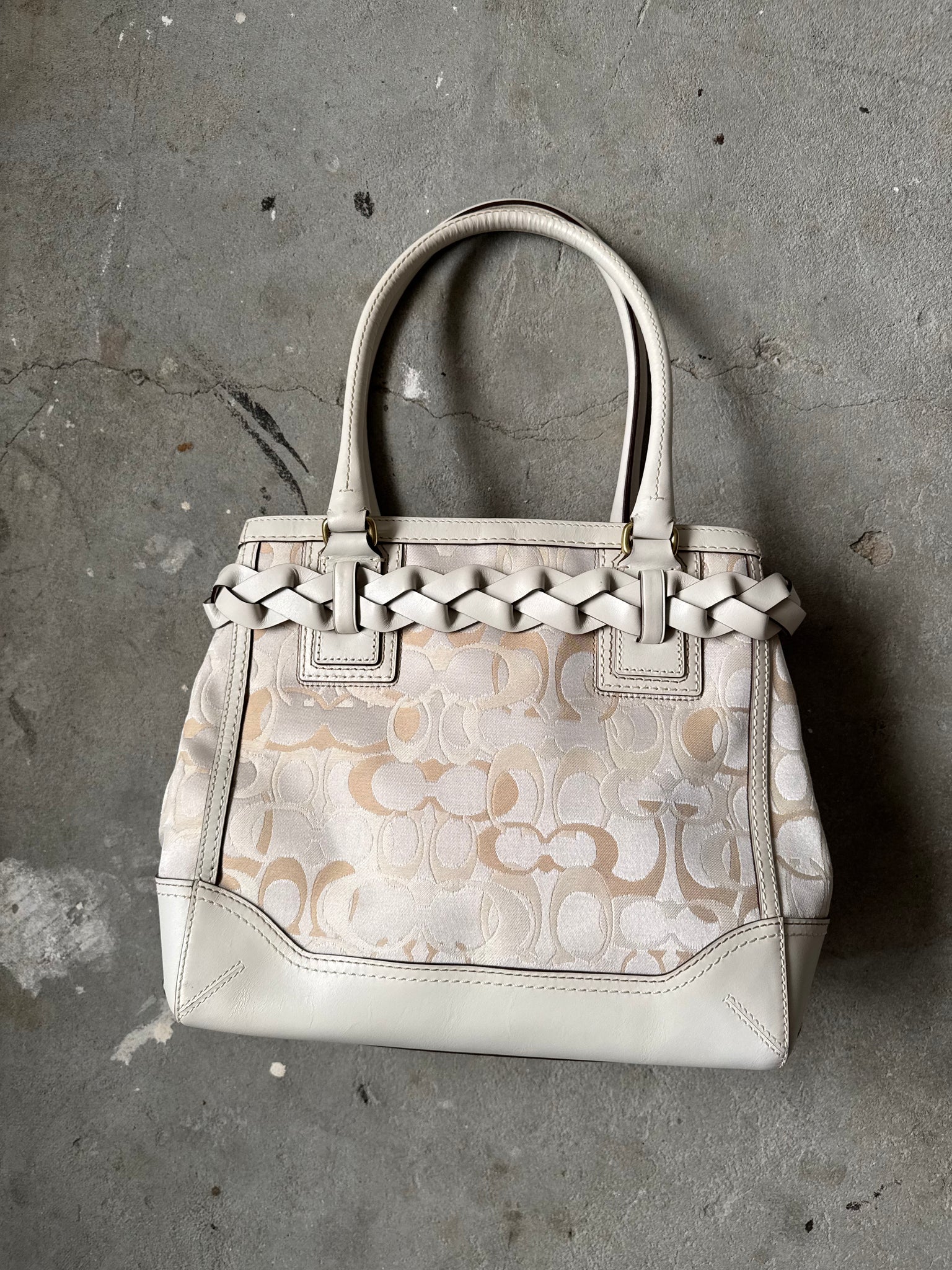Coach Signature Hampton Clip Shoulder Bag White