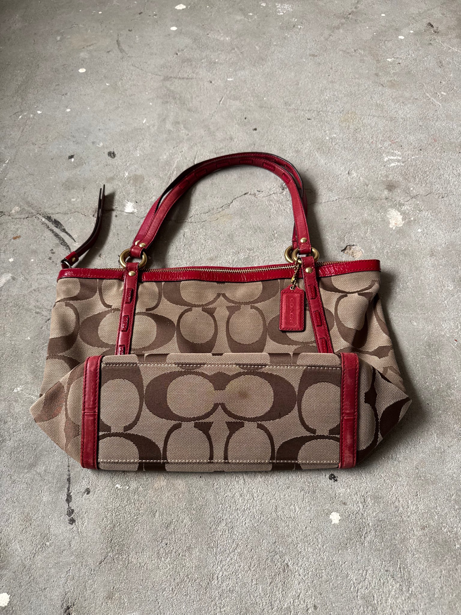 Coach Signature Shoulder Bag Beige/Red
