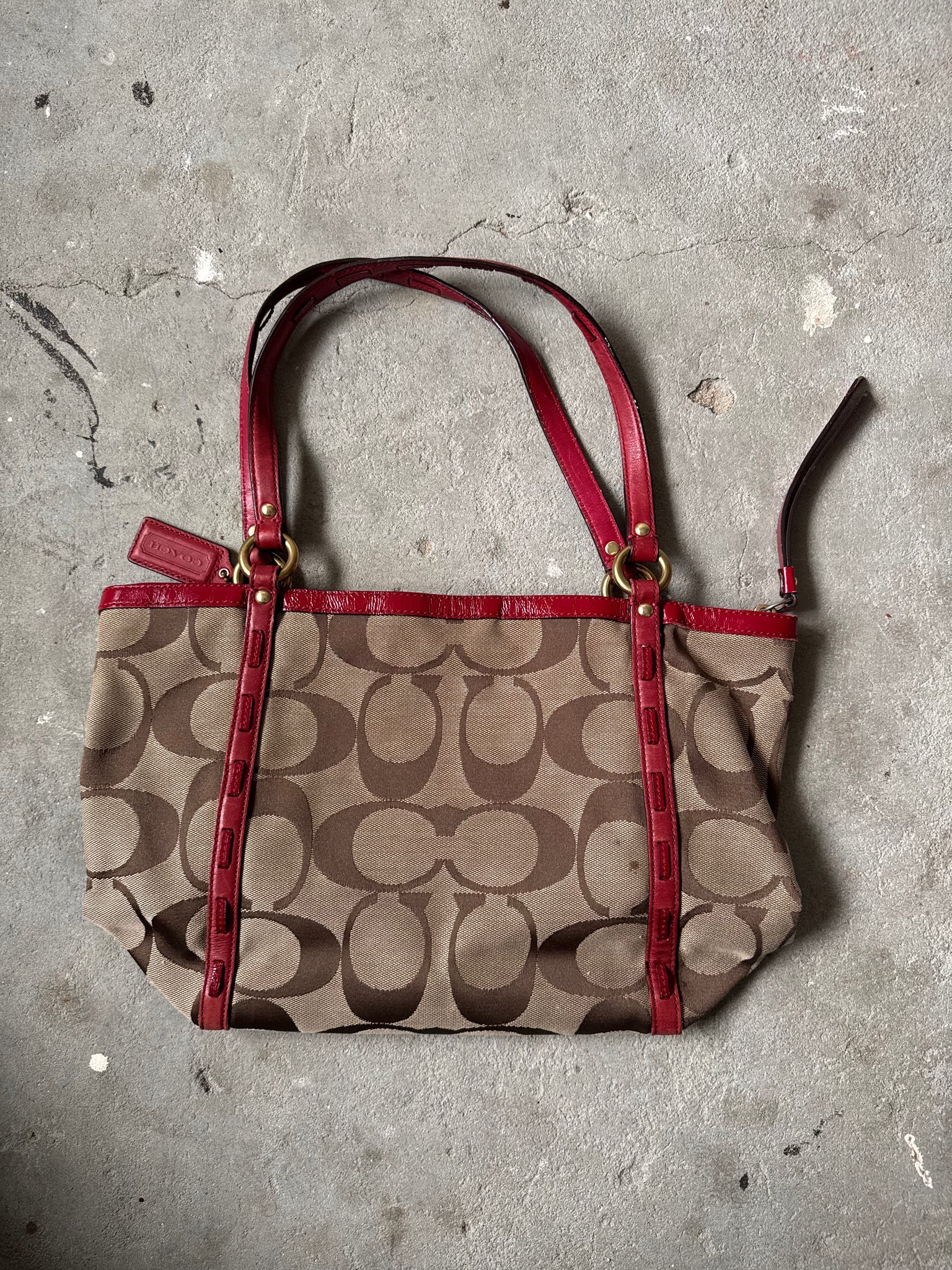 Coach Signature Shoulder Bag Beige/Red