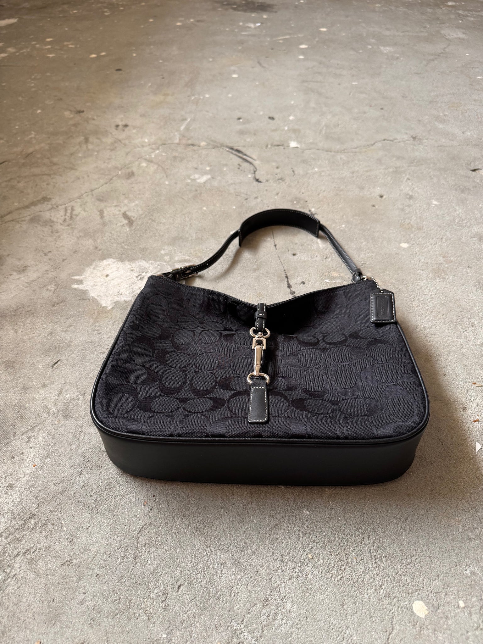 Coach Hobo Signature Clip Canvas Handbag 'Black'